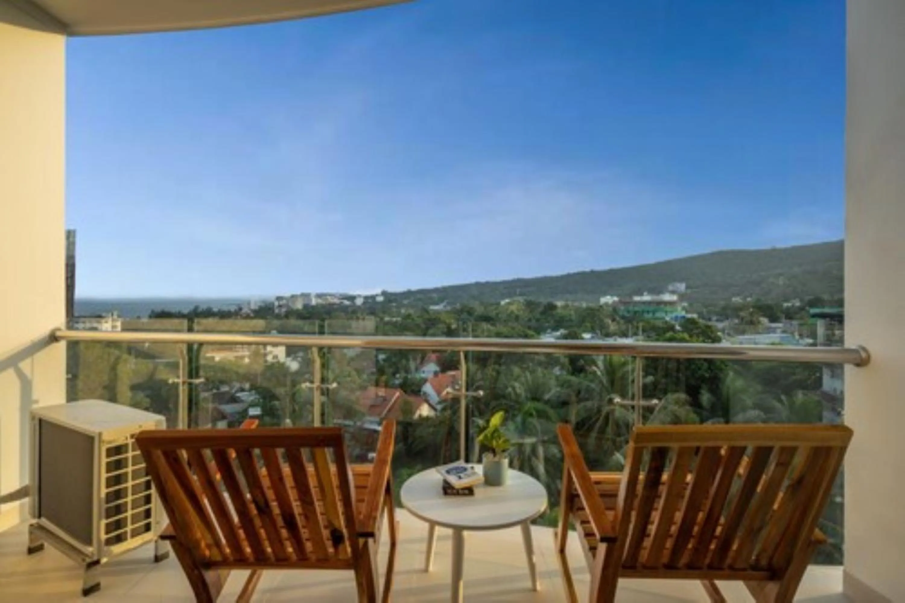 Balcony/Terrace in Home Park Hotel