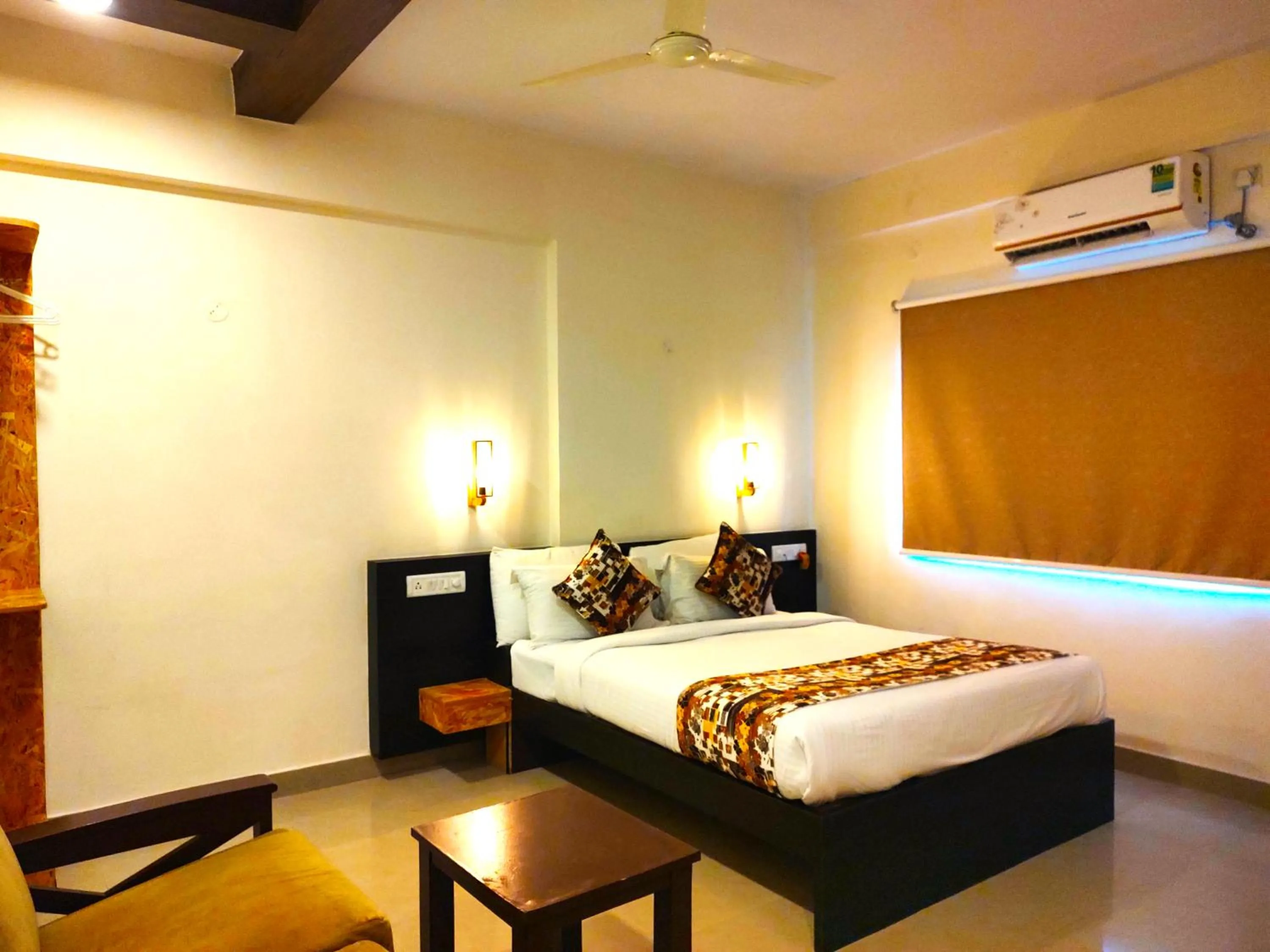 Athasri Hotel HSR Layout