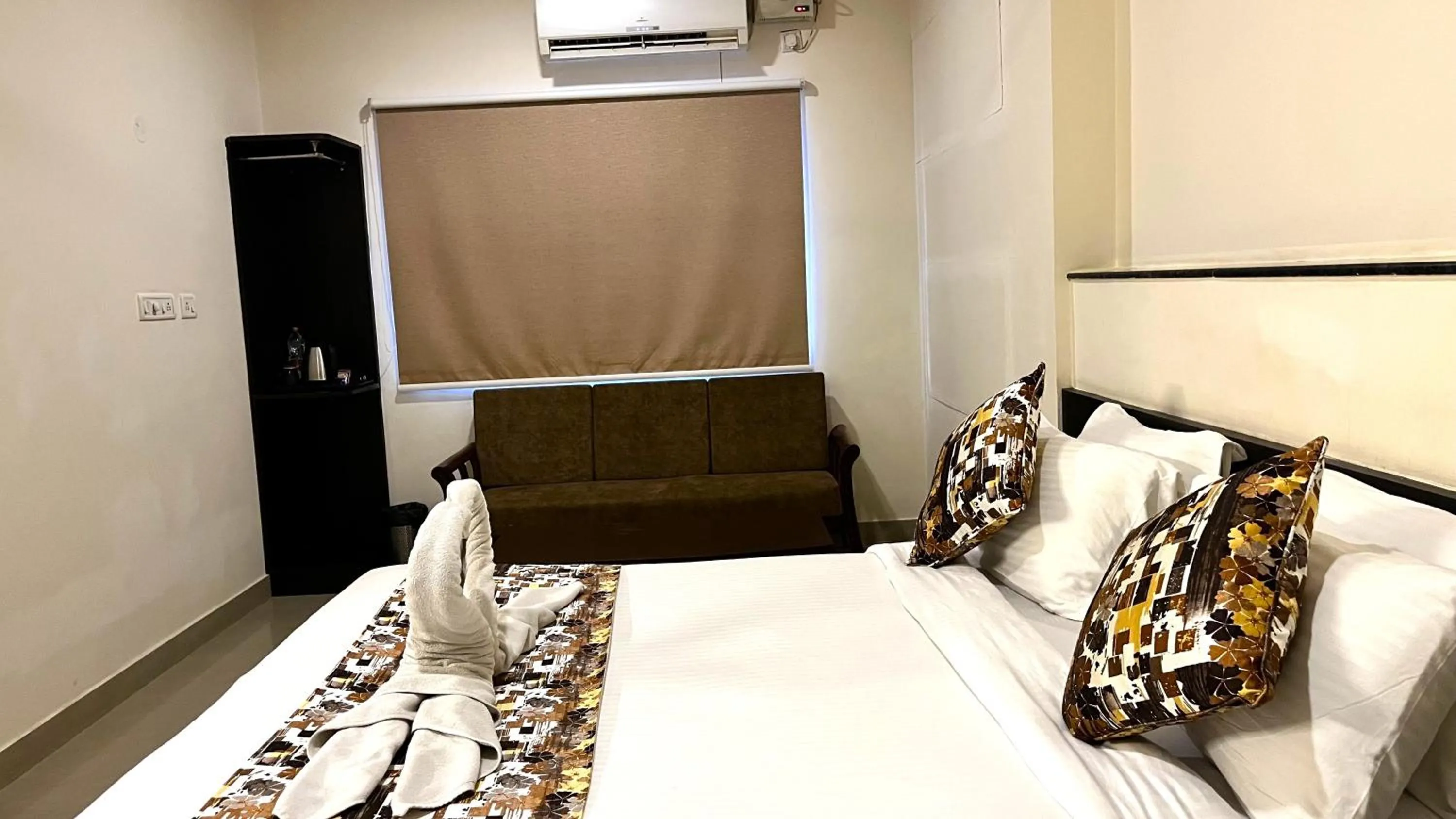 Athasri Hotel HSR Layout