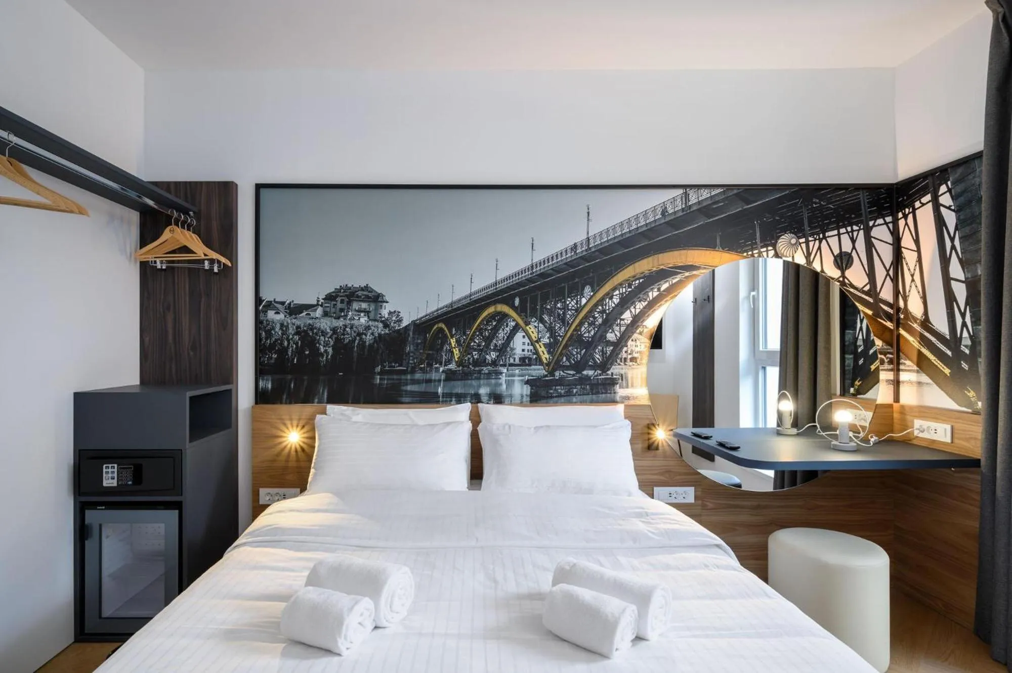 Photo of the whole room, Bed in B&B Hotel Maribor