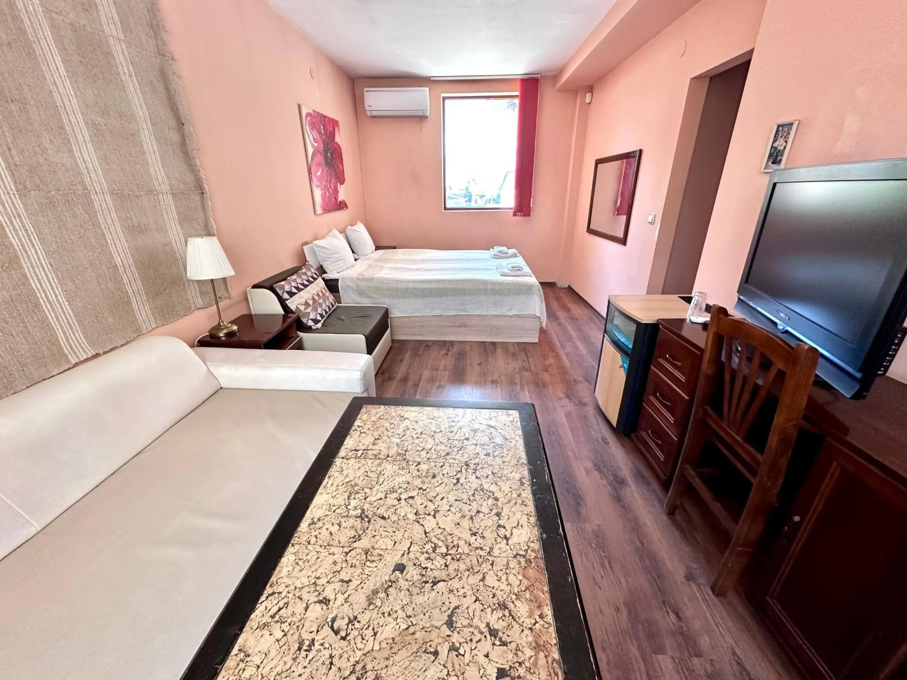 TV and multimedia in Family Hotel Carpe Diem