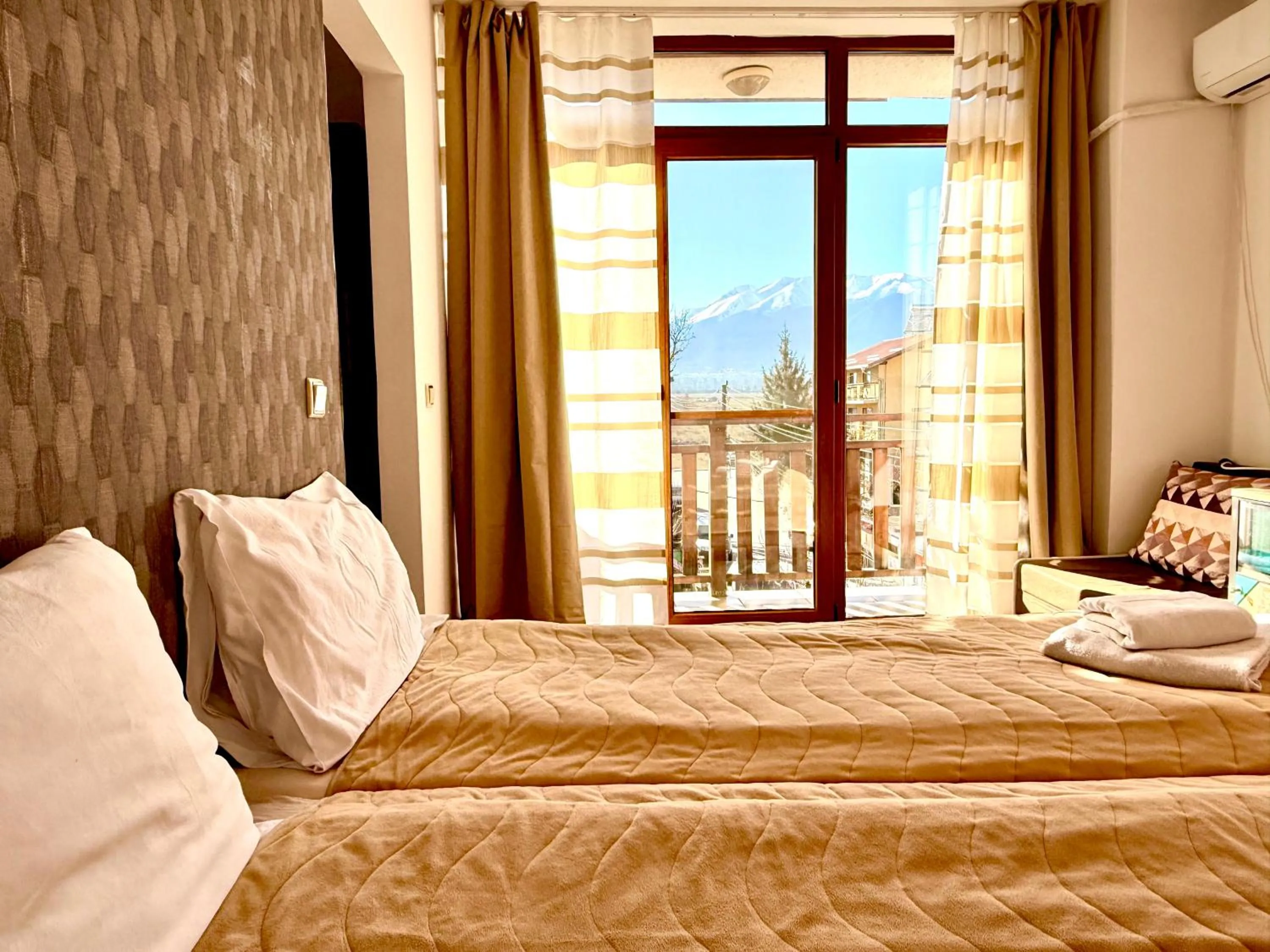 Bedroom in Family Hotel Carpe Diem