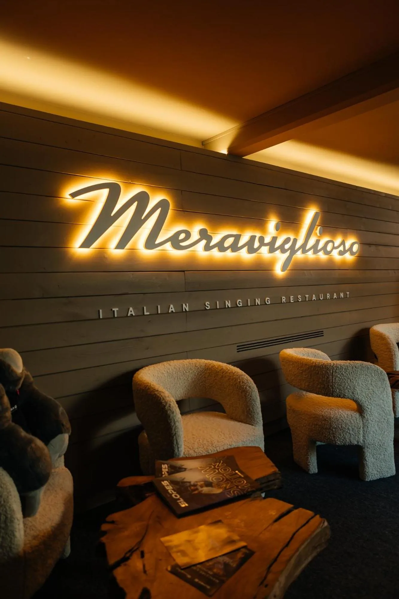 Restaurant/places to eat in Super G