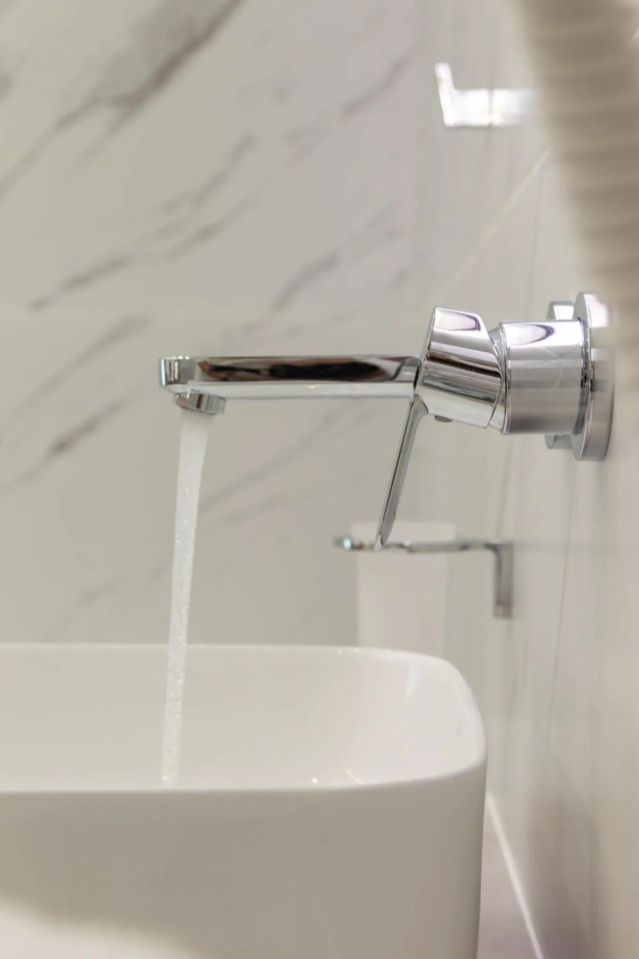 Bathroom in Dunlin Hotel