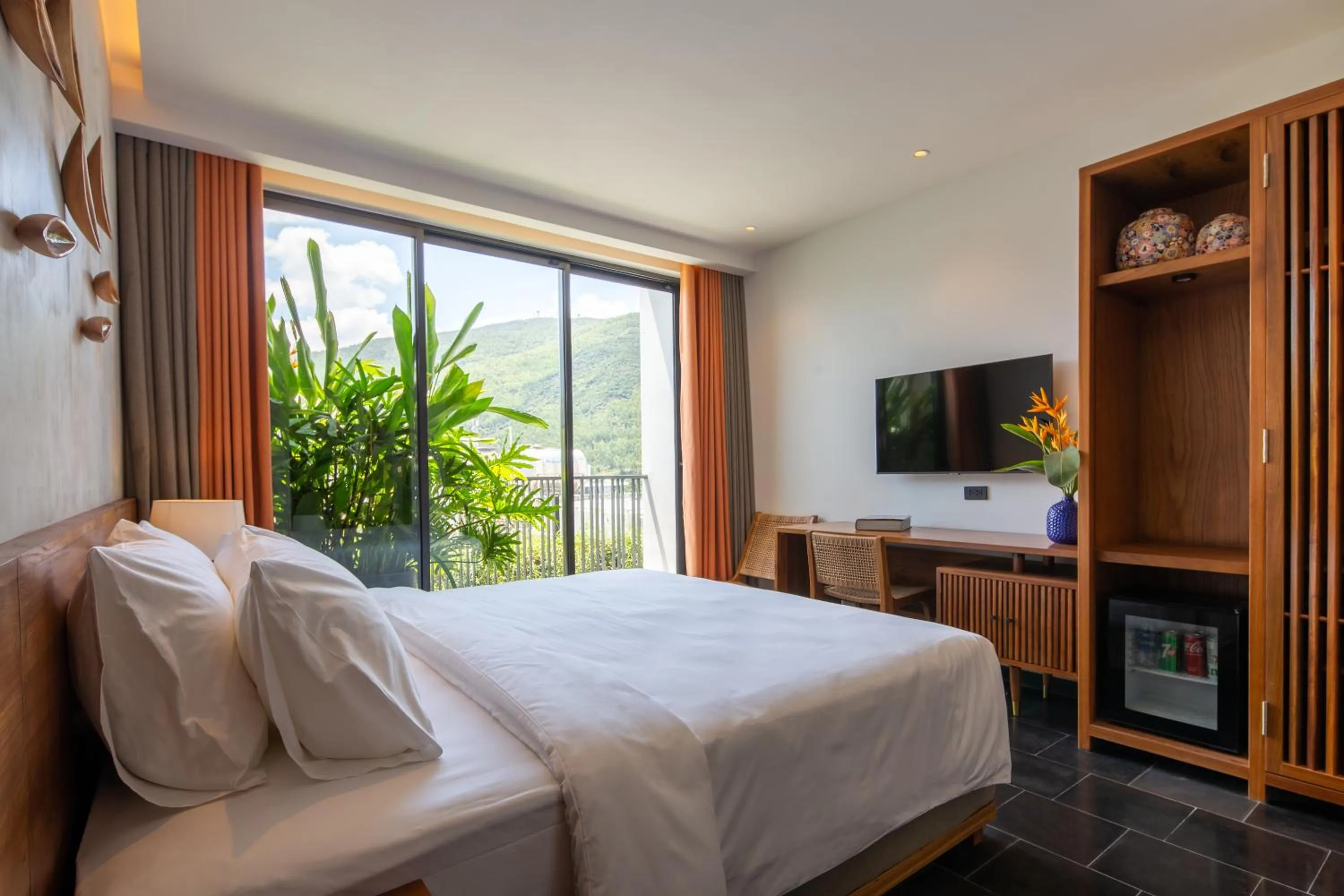 Photo of the whole room, Bed in Le Mint Hotel Quy Nhơn