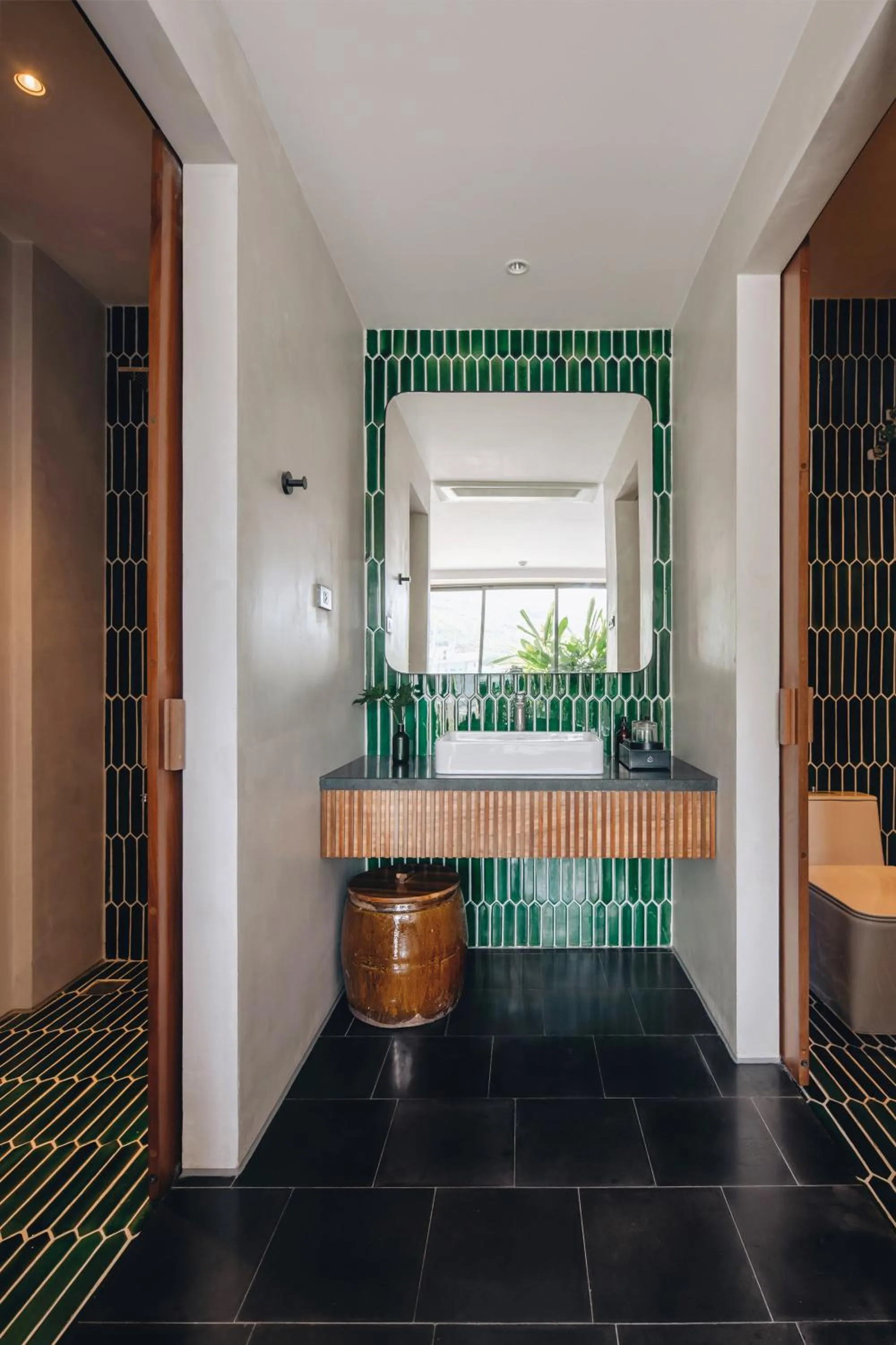 Toilet in Le Mint Hotel Quy Nhơn