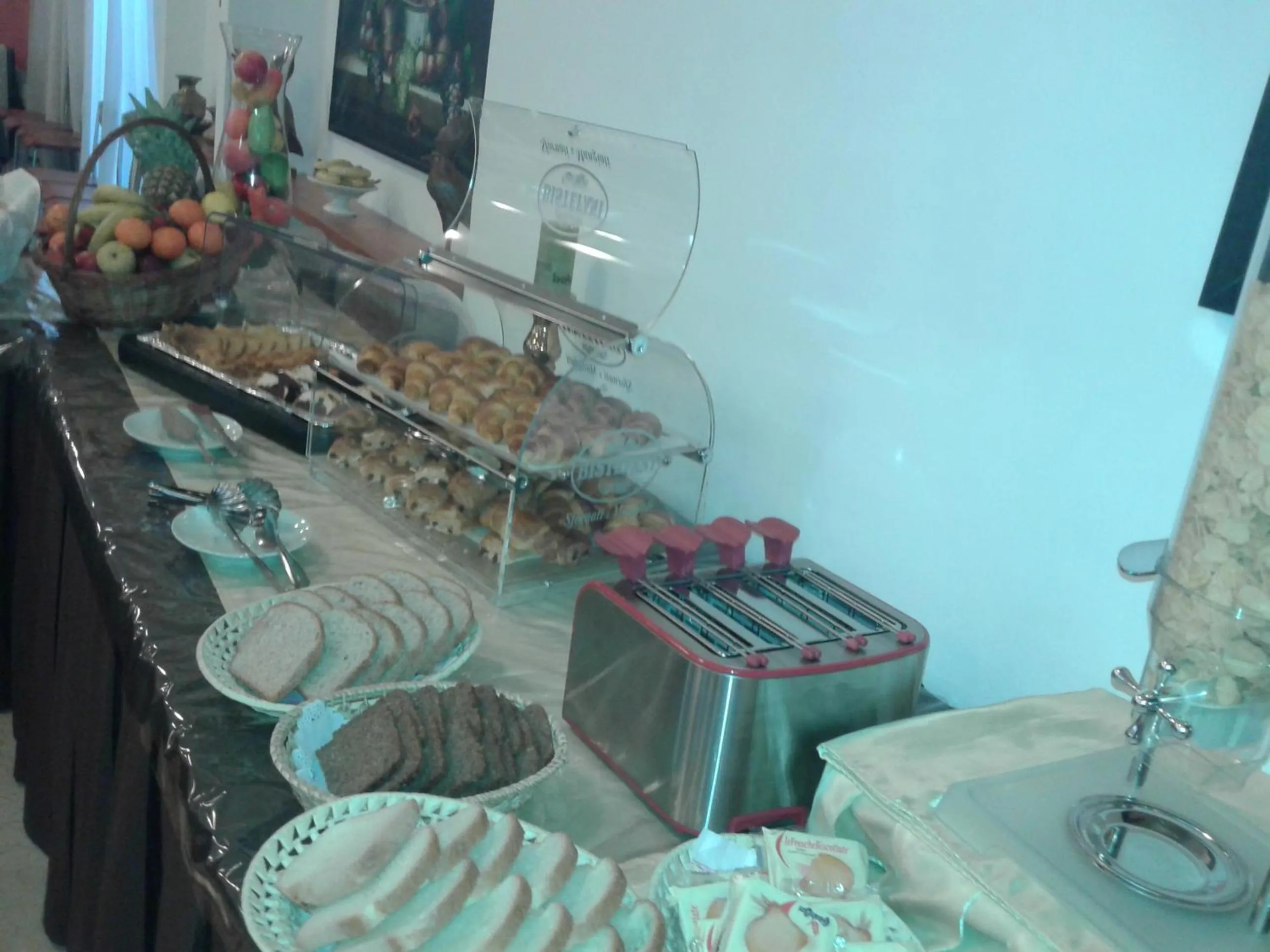 Buffet breakfast in Hotel Astoria