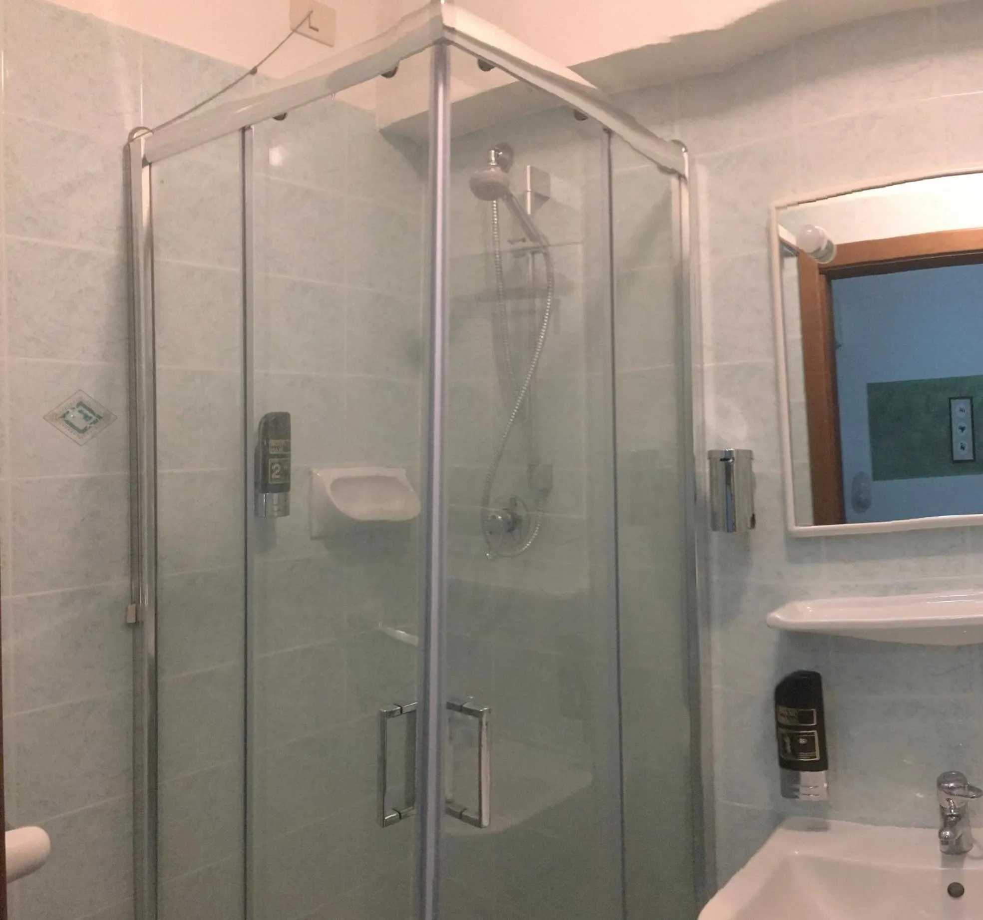 Bathroom in Hotel Astoria