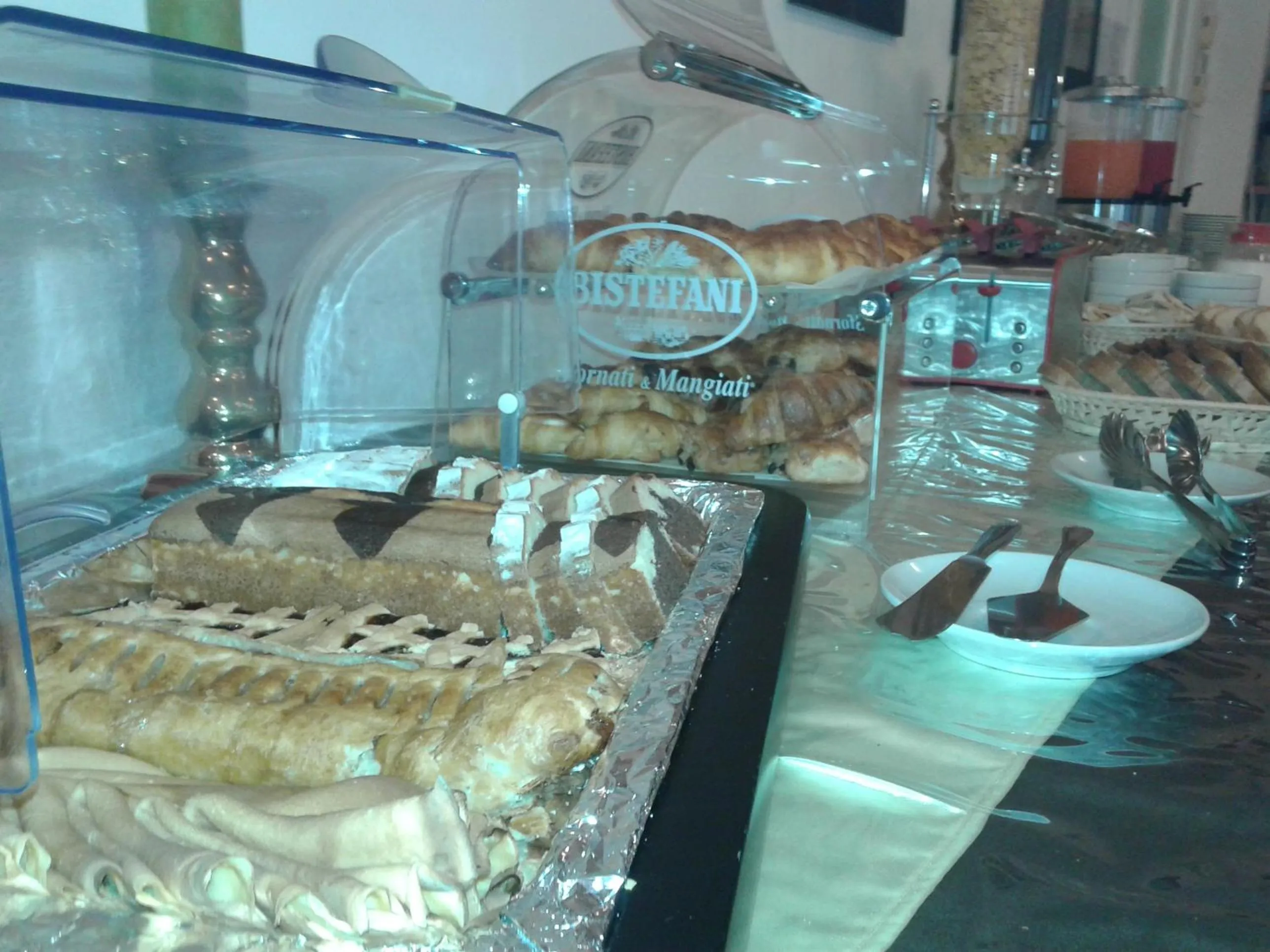 Buffet breakfast in Hotel Astoria