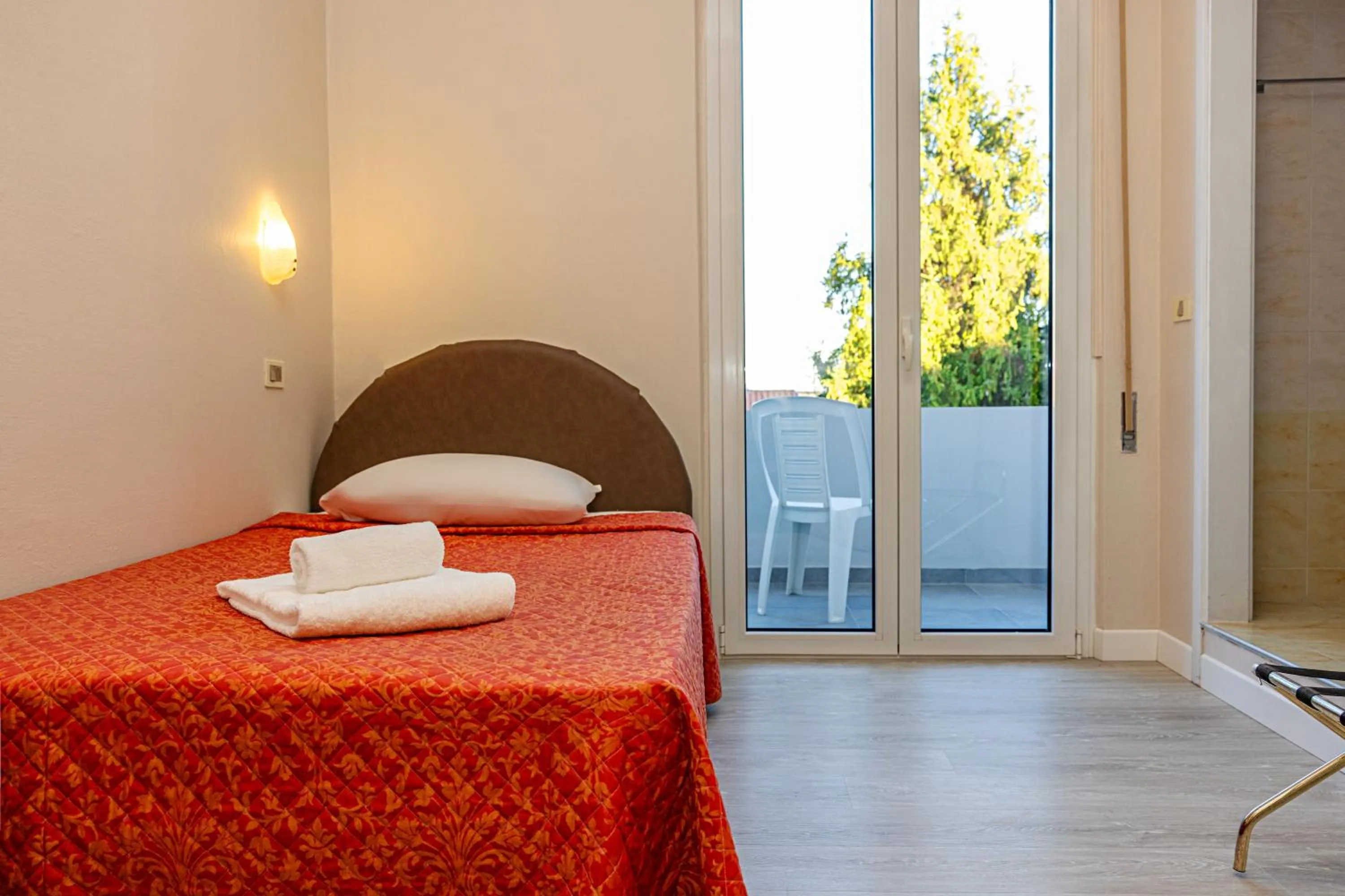 Bed in Hotel Astoria