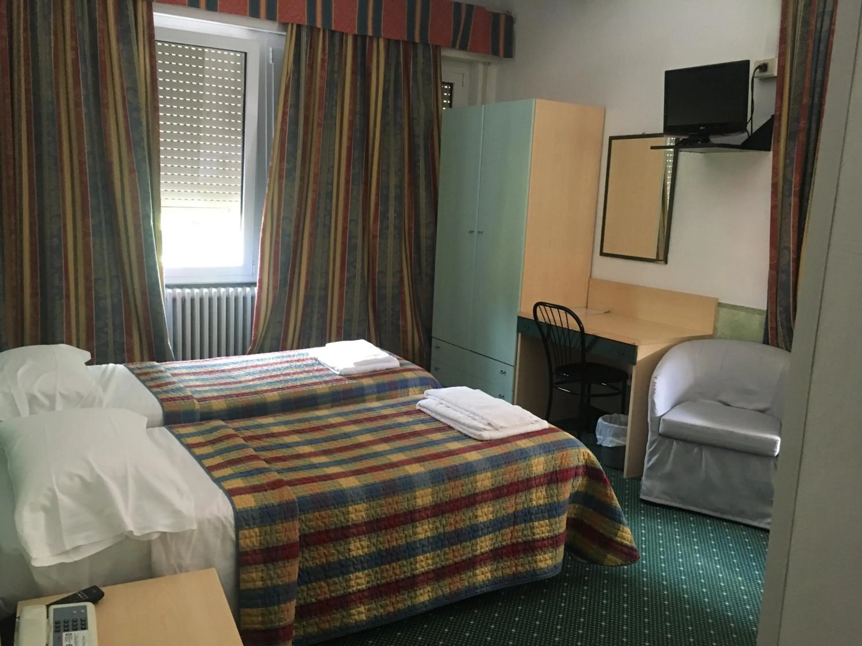 Bedroom, Bed in Hotel Astoria