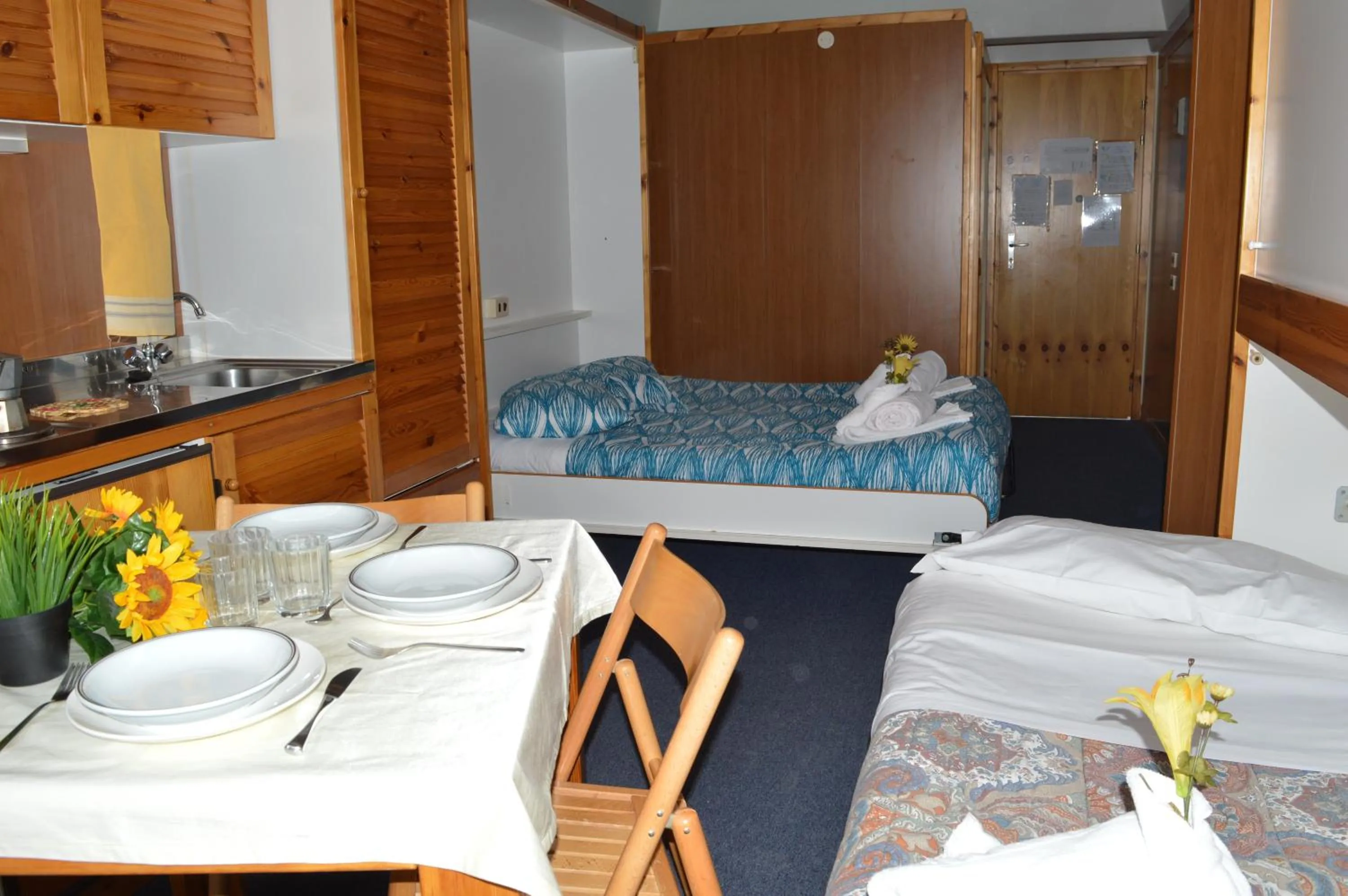 Photo of the whole room, Bed in Residence Il Vigo di Marilleva