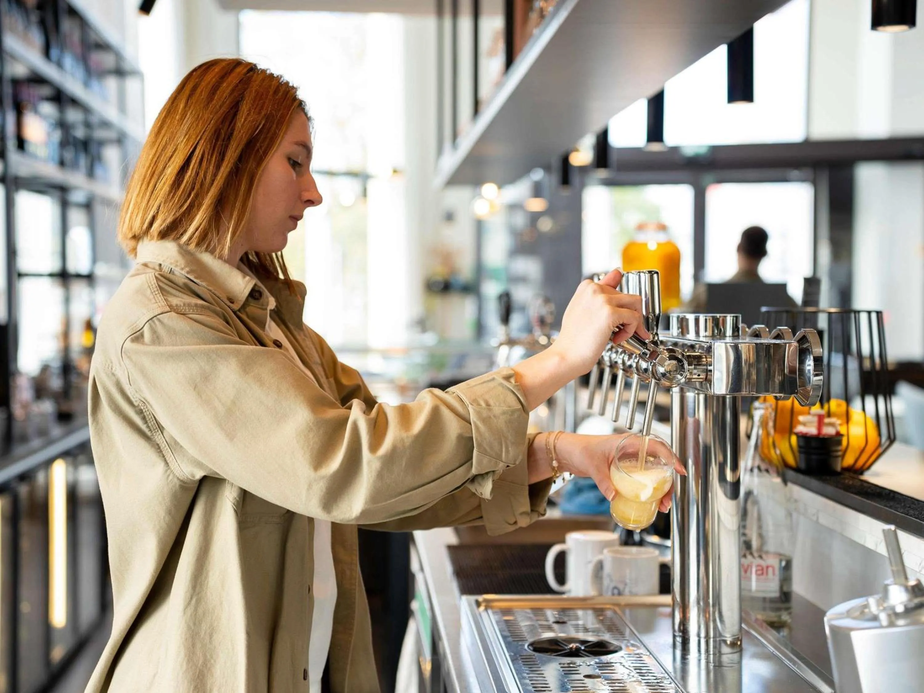 Lounge or bar in ibis Styles Saint Nazaire Centre Gare