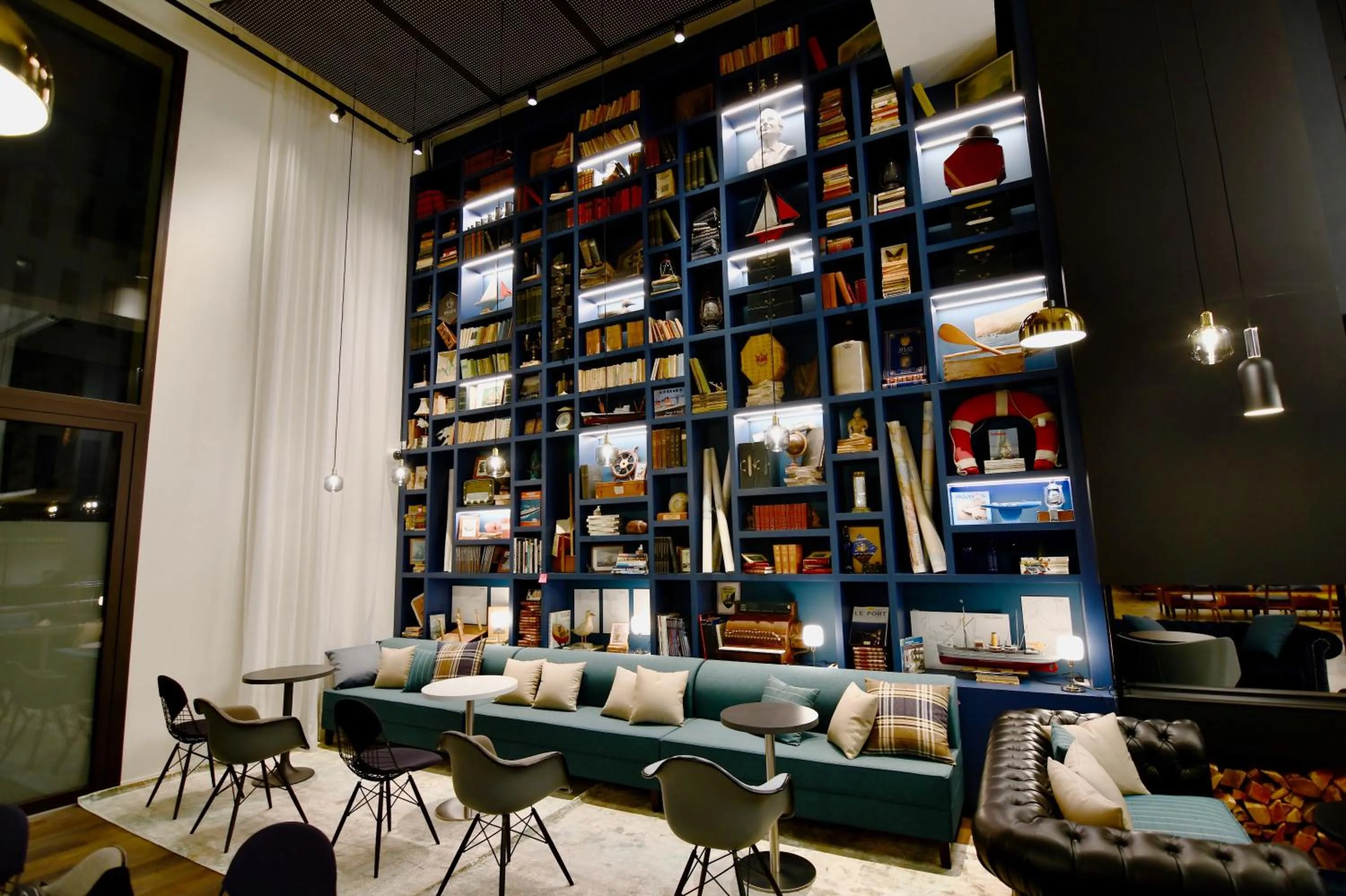 Restaurant/places to eat in ibis budget Saint Nazaire Centre Gare