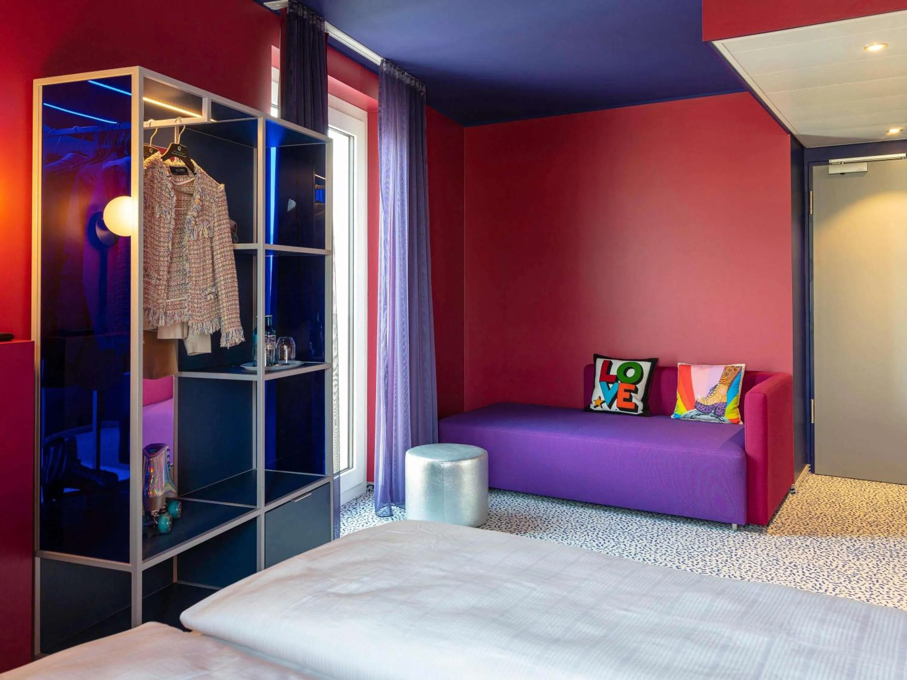 Bedroom, Bed in ibis Styles Muenchen Perlach