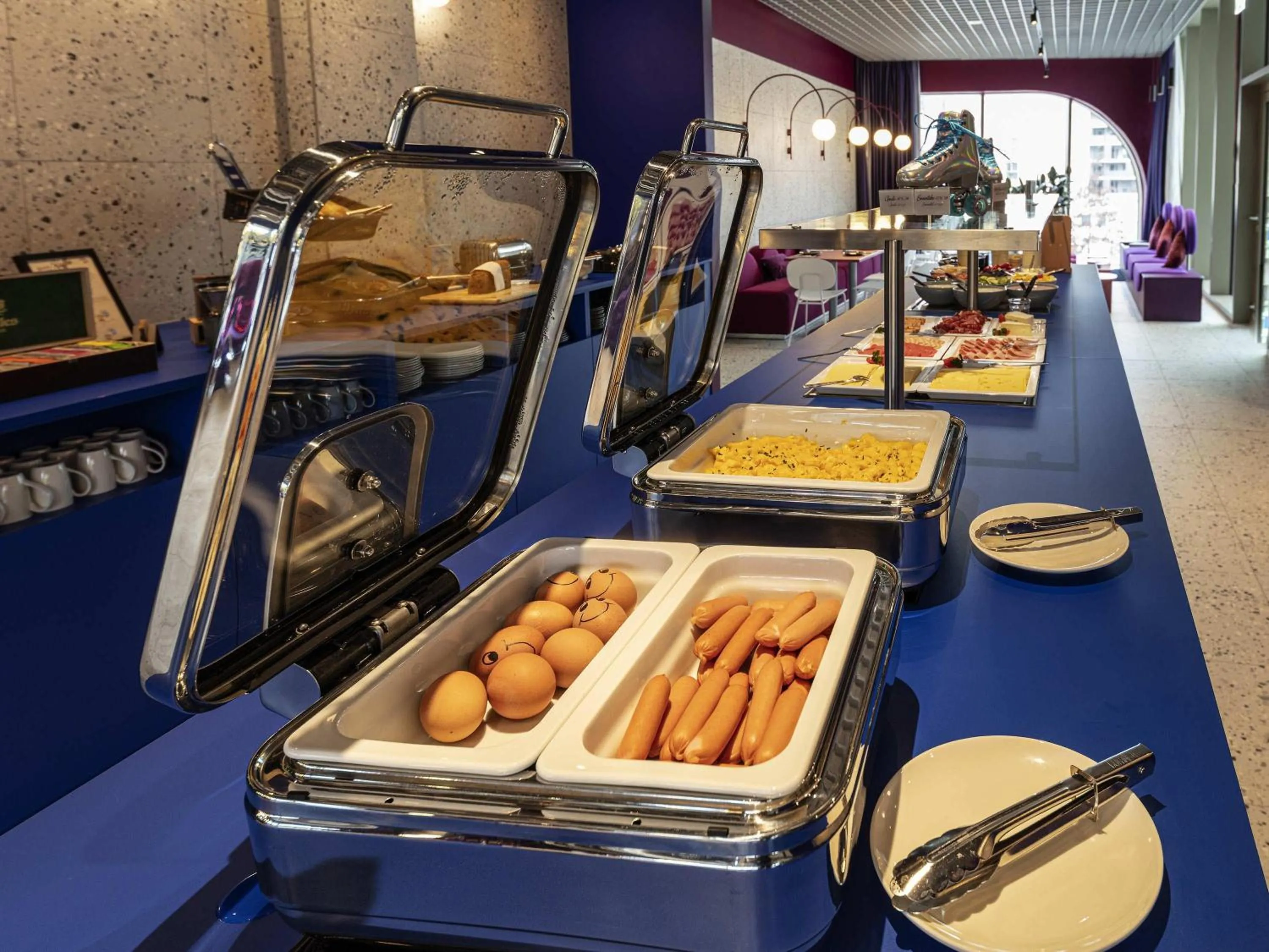 Breakfast in ibis Styles Muenchen Perlach