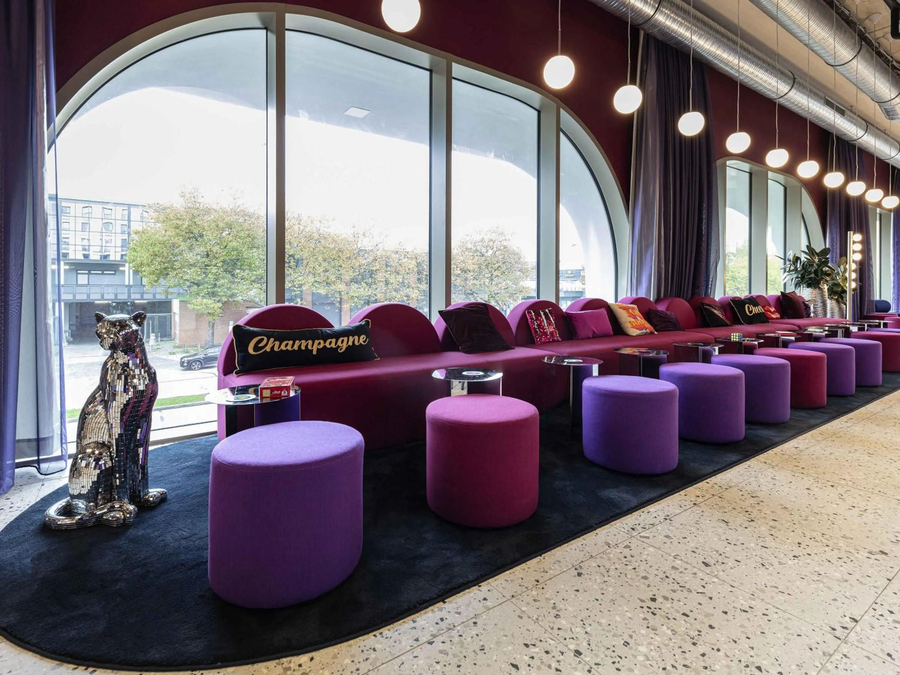 Lounge or bar in ibis Styles Muenchen Perlach