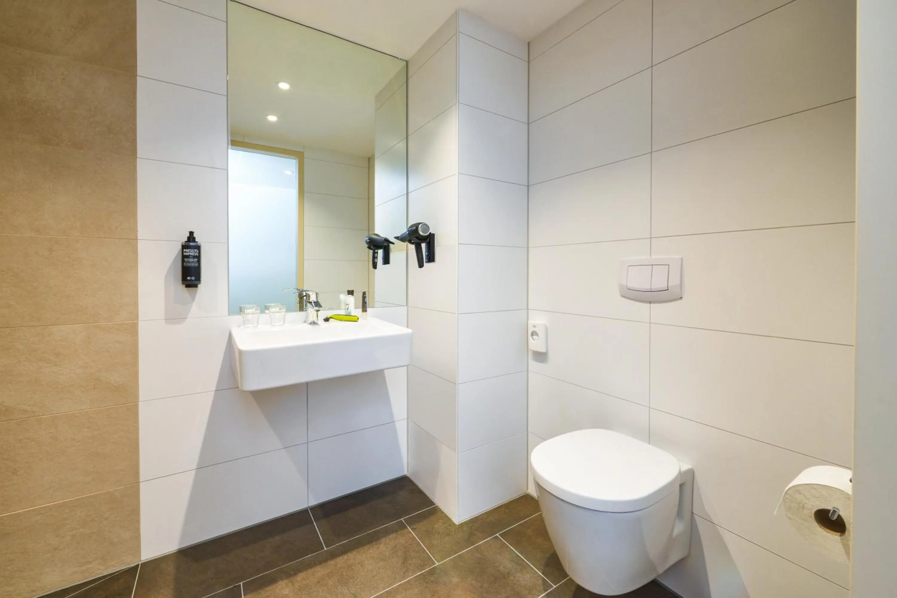Bathroom in Ibis Budget Singen