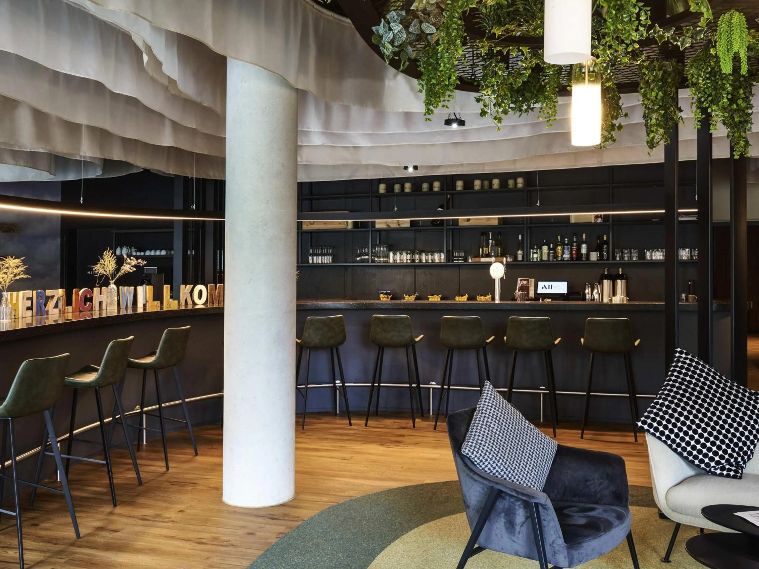 Lounge or bar in Ibis Styles Singen