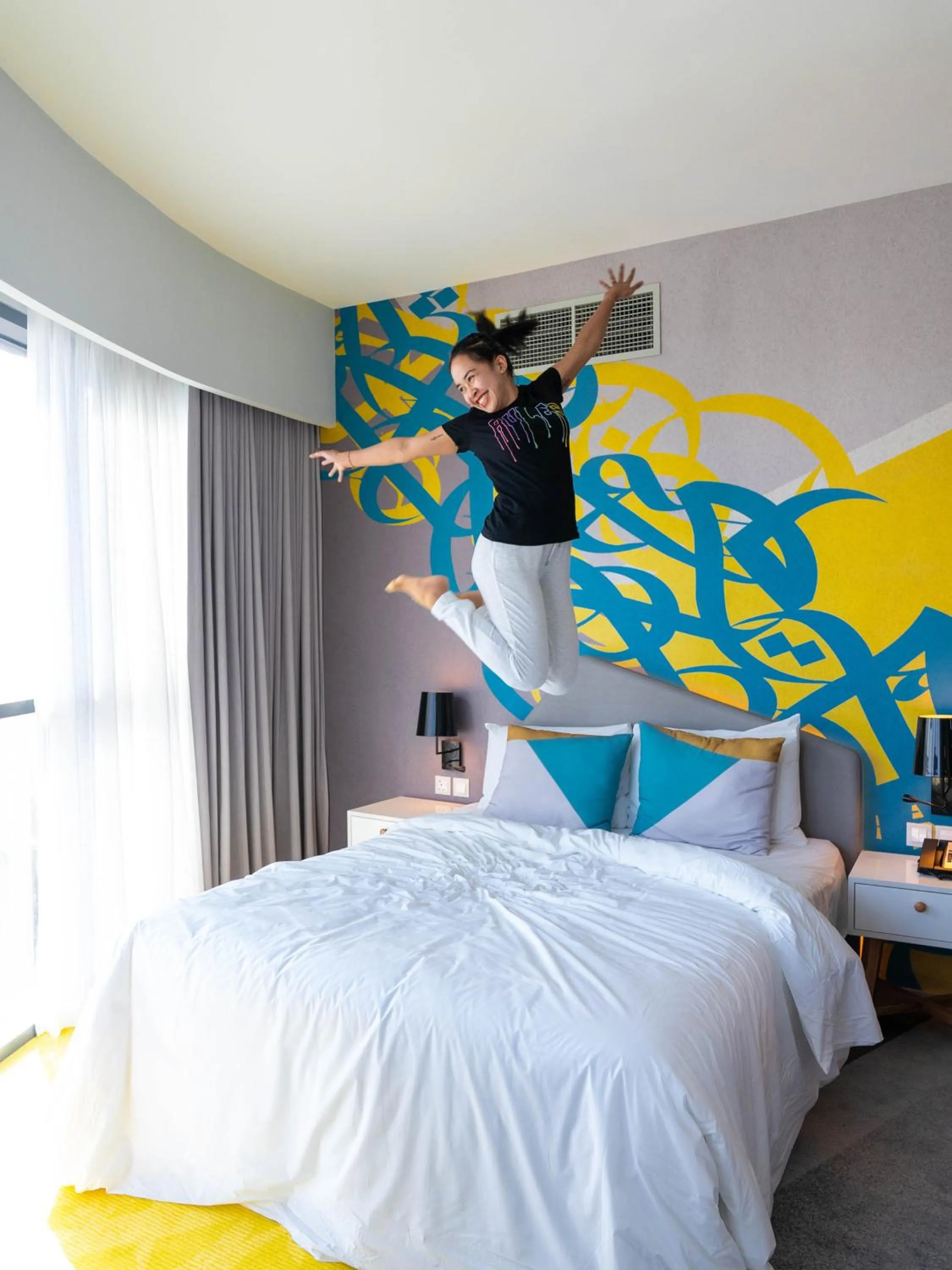 Bedroom, Bed in ibis Styles Dubai Deira