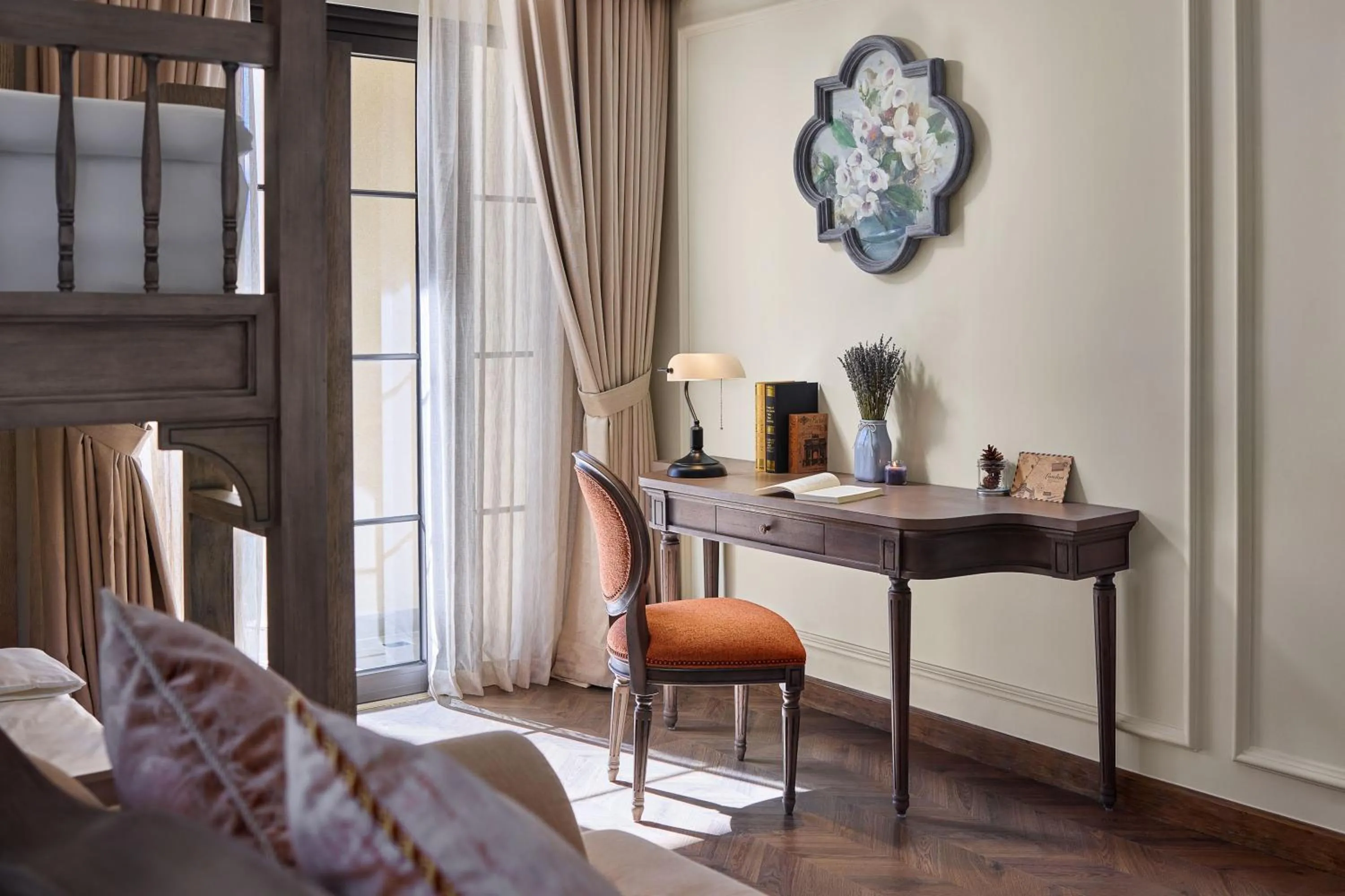 Seating area, Bed in Mercure Dalat Resort