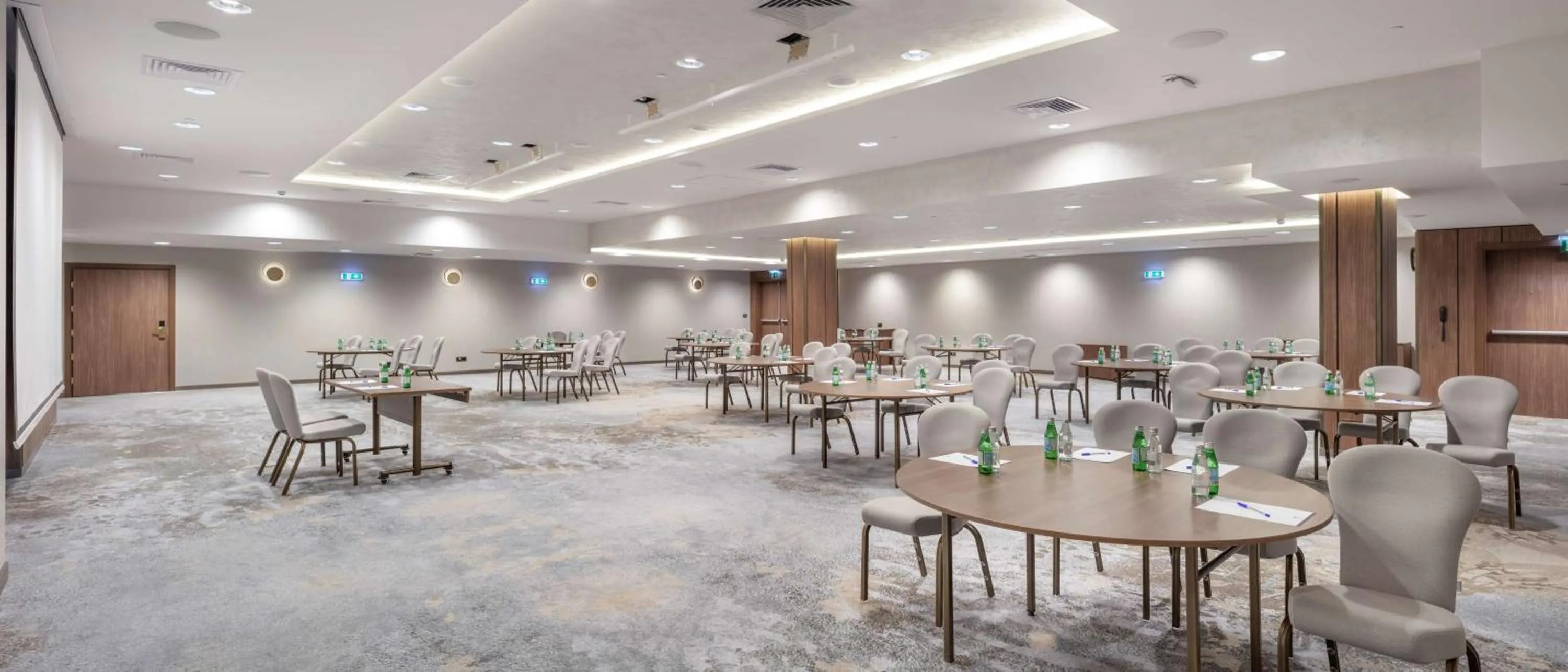 Meeting/conference room in Doubletree By Hilton Plovdiv Center
