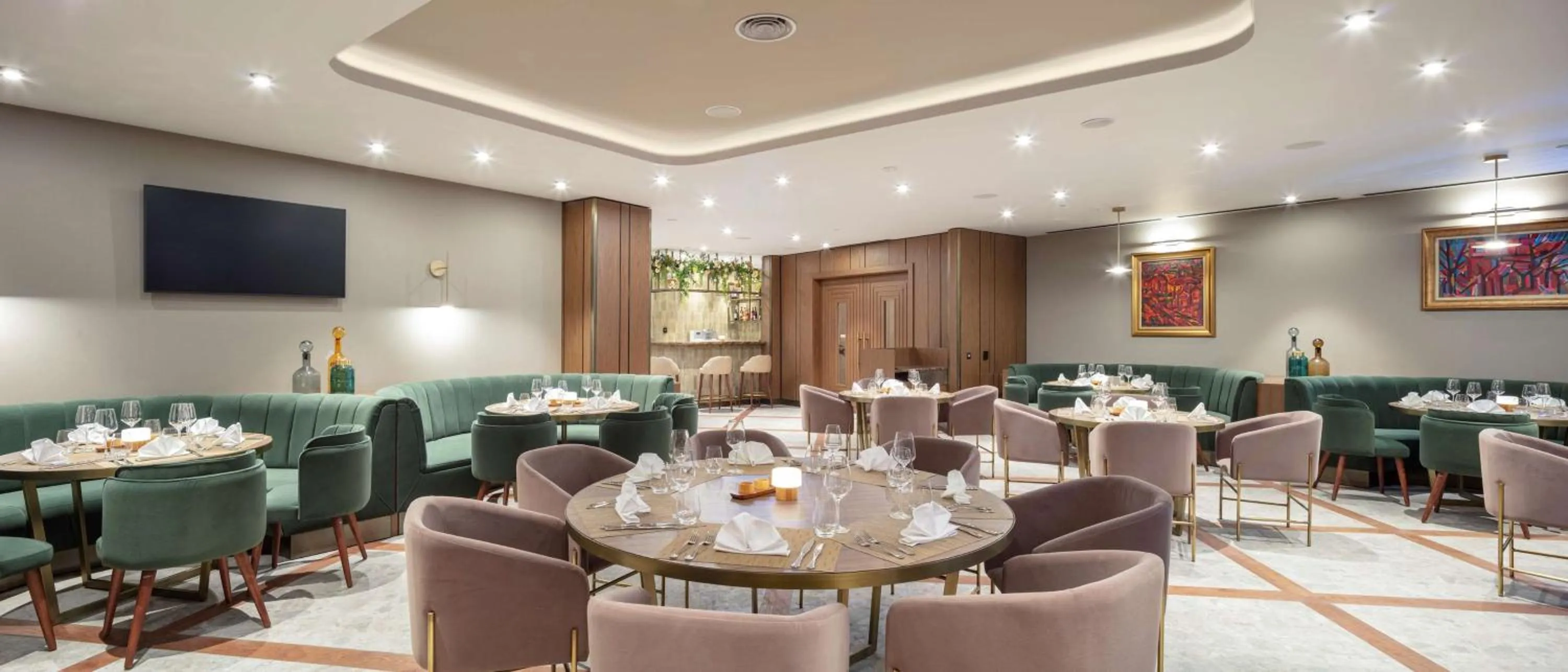 Restaurant/places to eat in Doubletree By Hilton Plovdiv Center