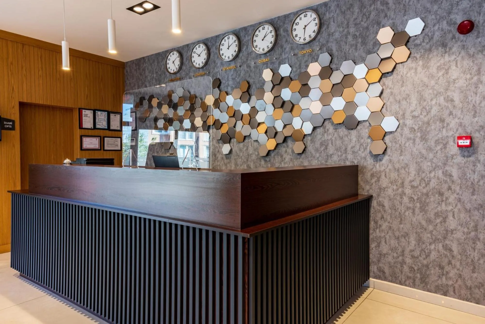 Lobby or reception in Görükle Alpaş Yaşam Hotel