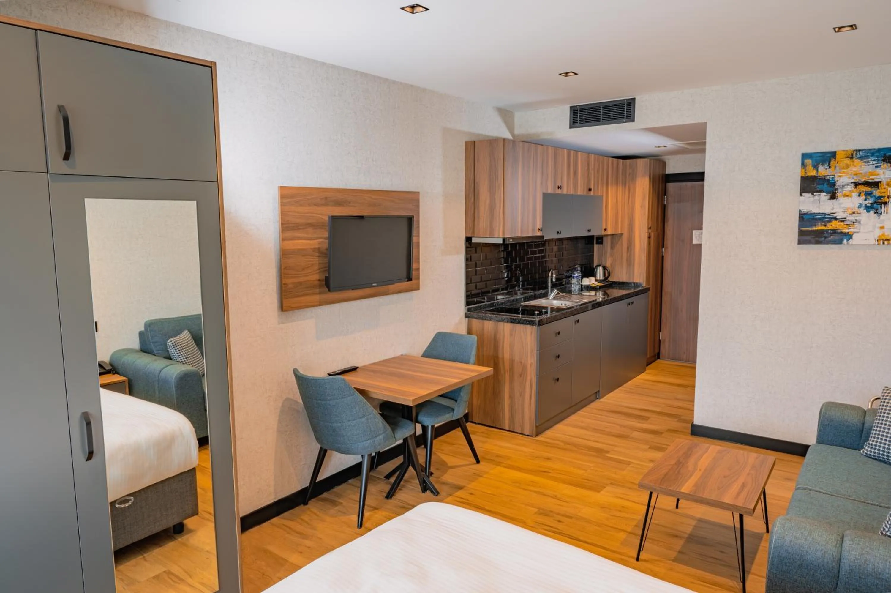 kitchen in Görükle Alpaş Yaşam Hotel