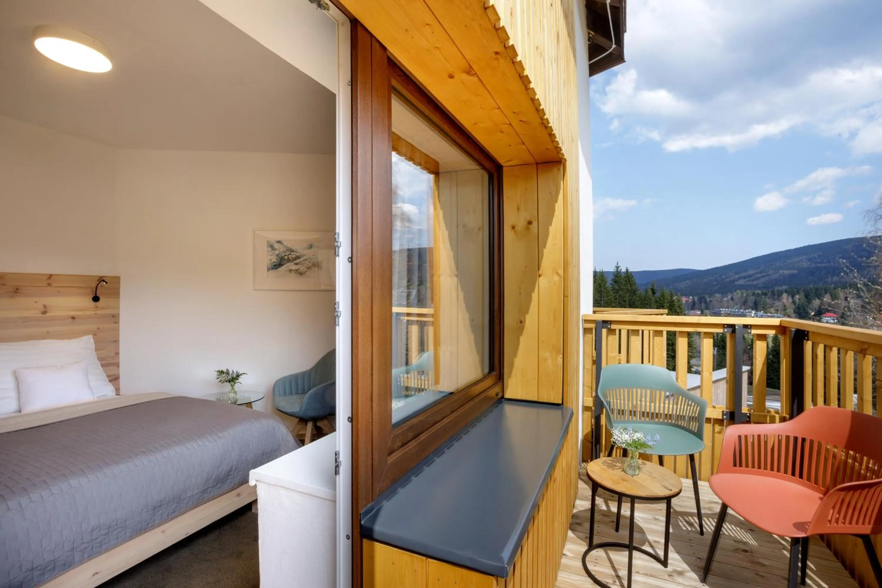 Balcony/Terrace, Bed in Ski & Spa hotel BELLEVUE