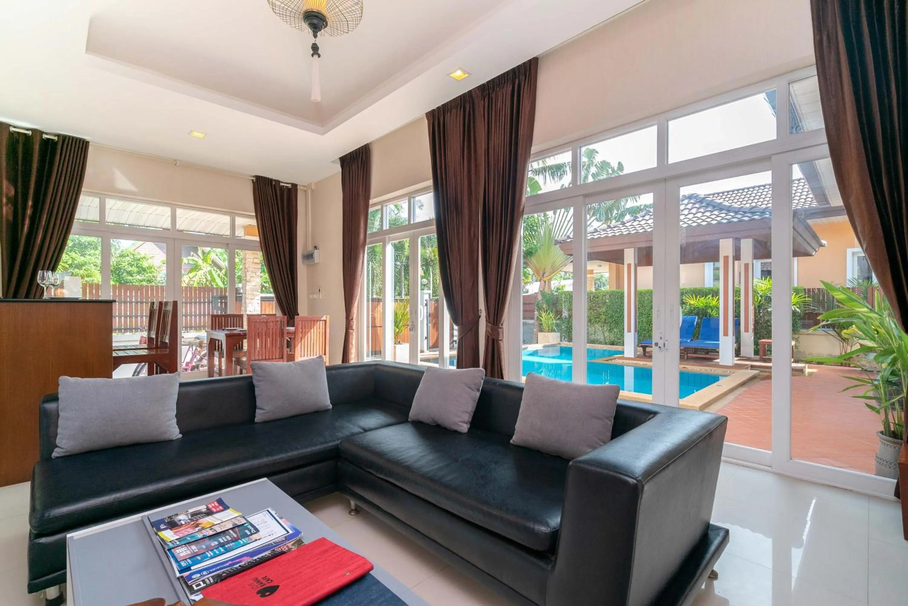 Living room in Rawai Private Villas - Pools and Garden