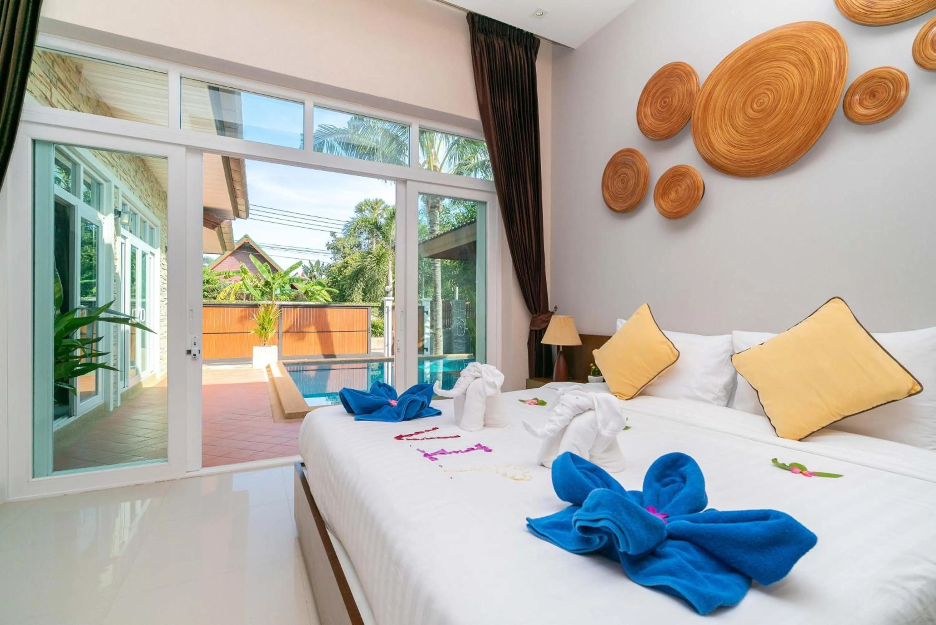 Bedroom, Bed in Rawai Private Villas - Pools and Garden