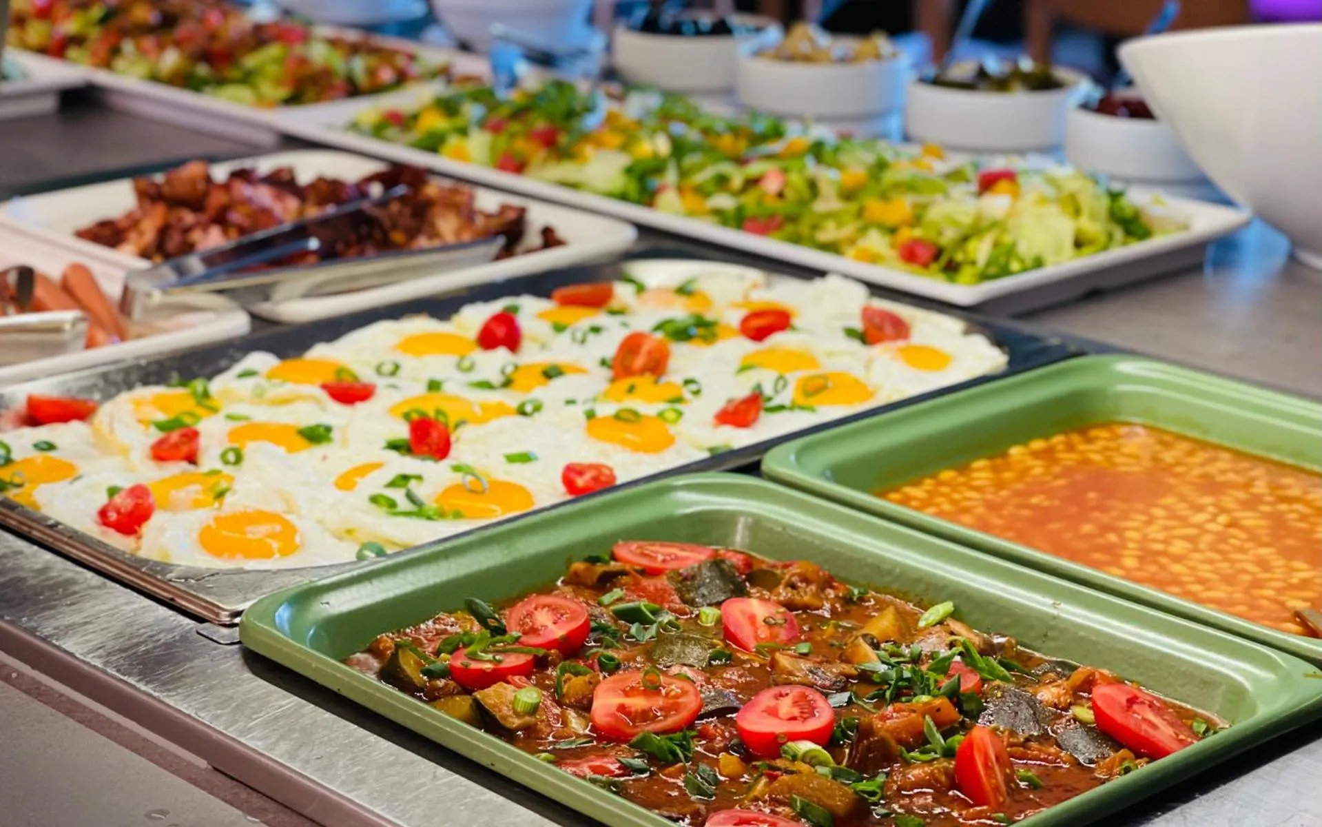 Restaurant/places to eat in Holimo Hotel