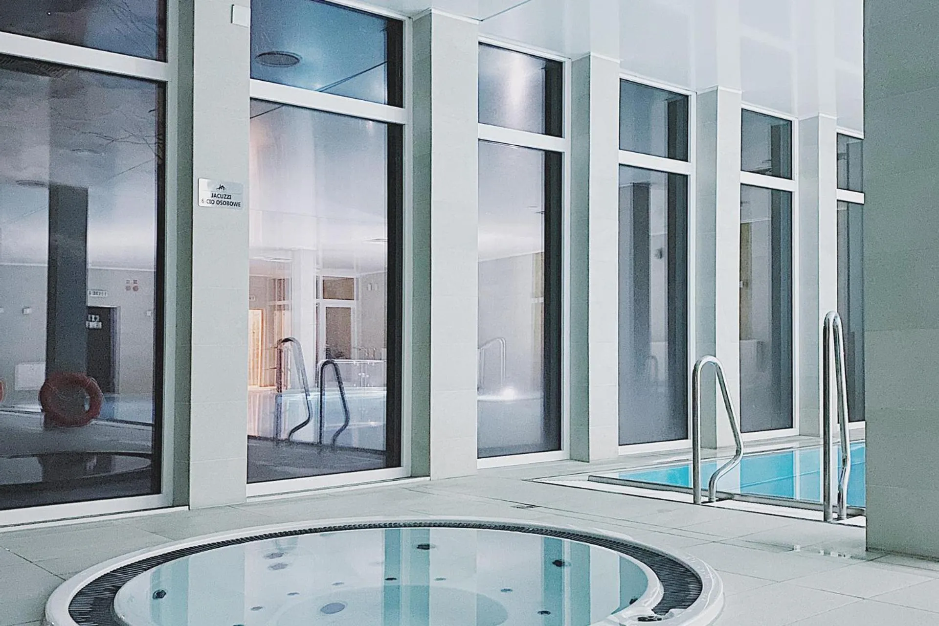 Hot Tub in Holimo Hotel