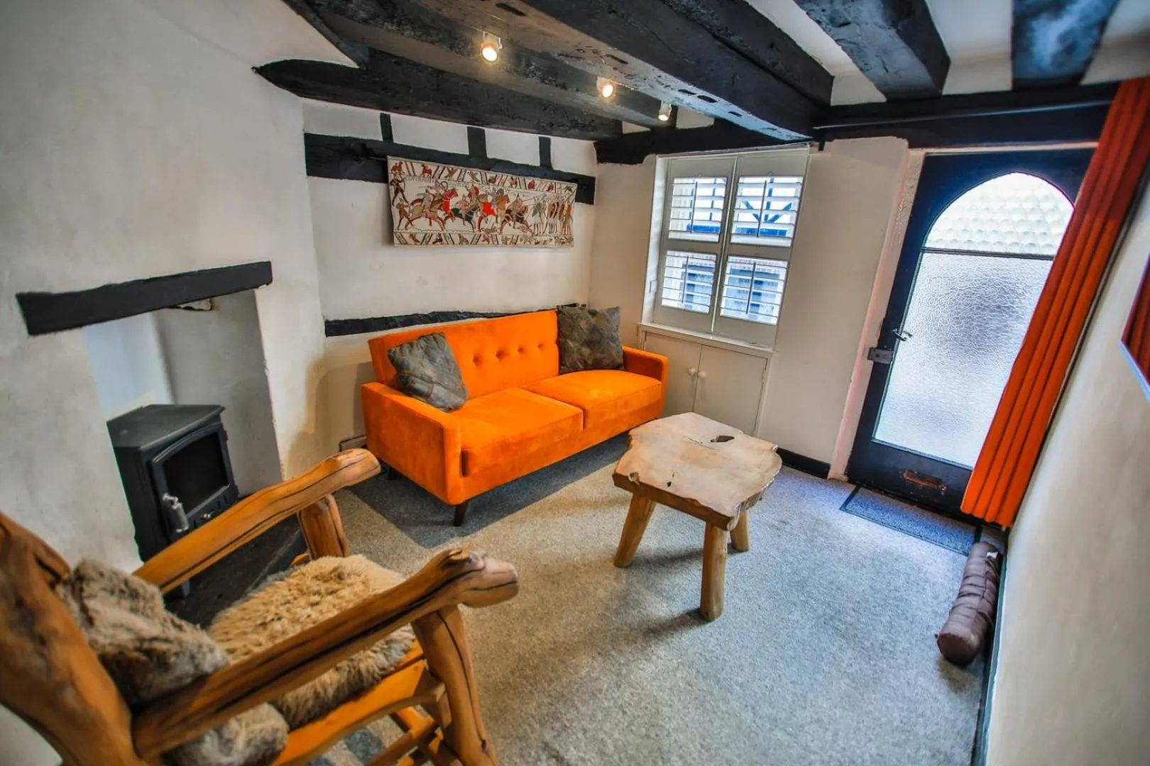 Living room in Fishermans Cottage - Hastings