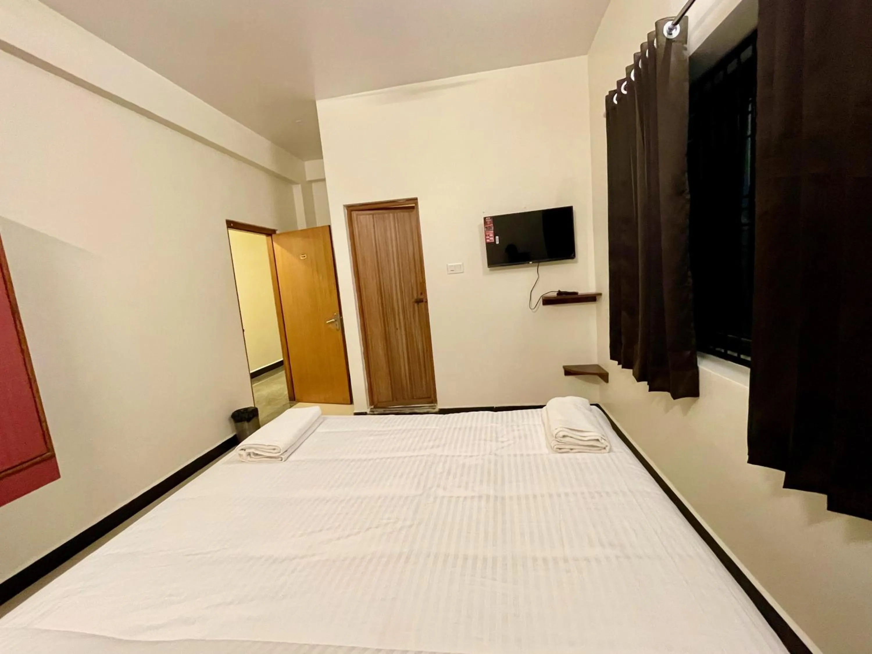 Bed in Ashray Residency