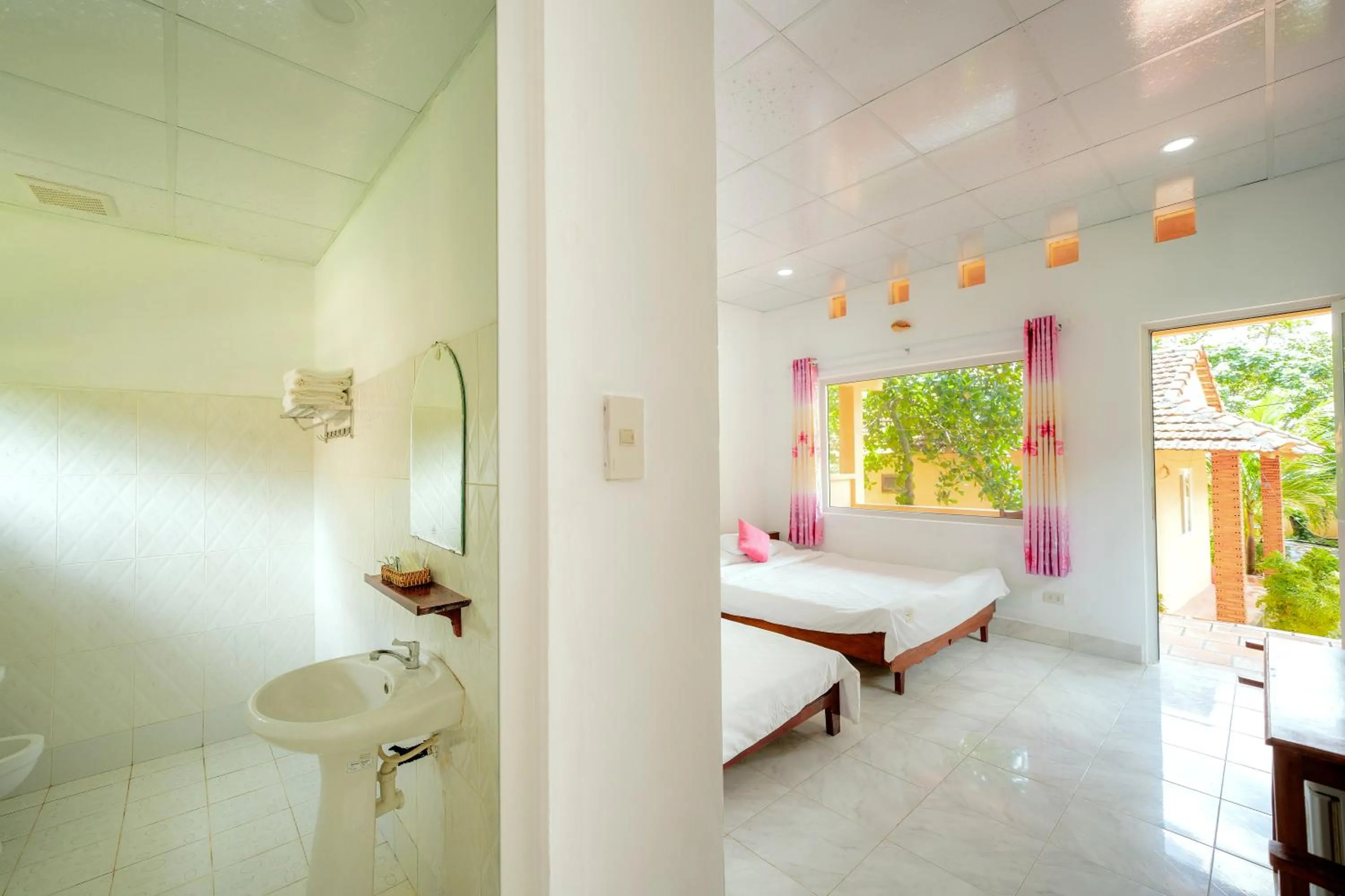 Bed in Thai Tan Tien Hotel