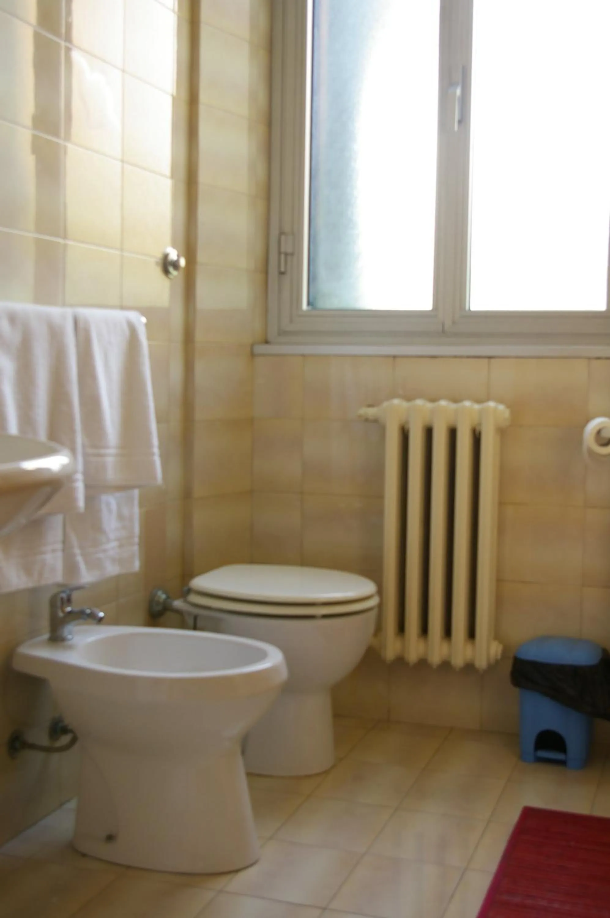 Toilet in Foresteria Roma Esercito della Salvezza