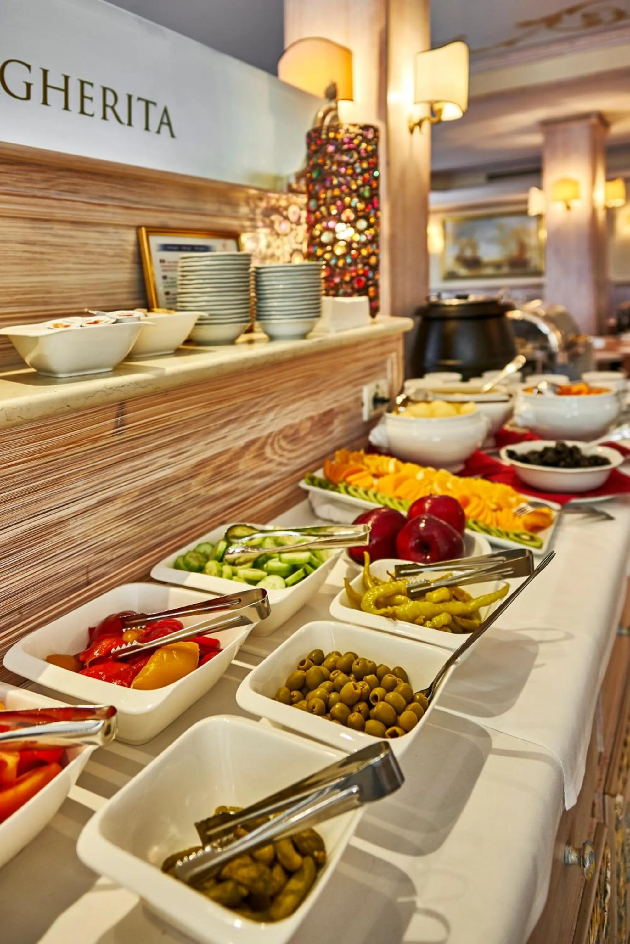 Food in Palace Hotel Regina