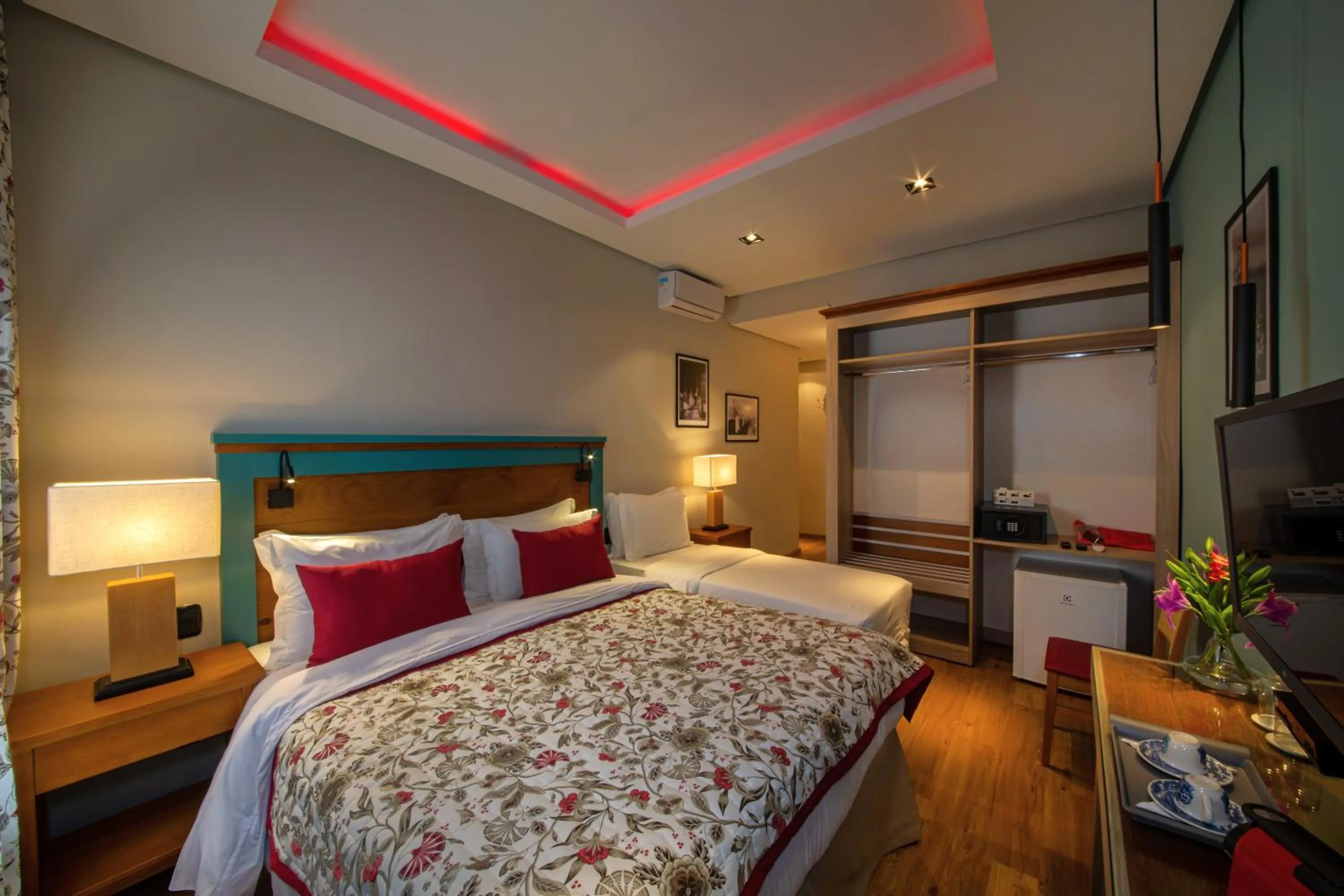 Photo of the whole room, Bed in Hotel Boutique Britanico