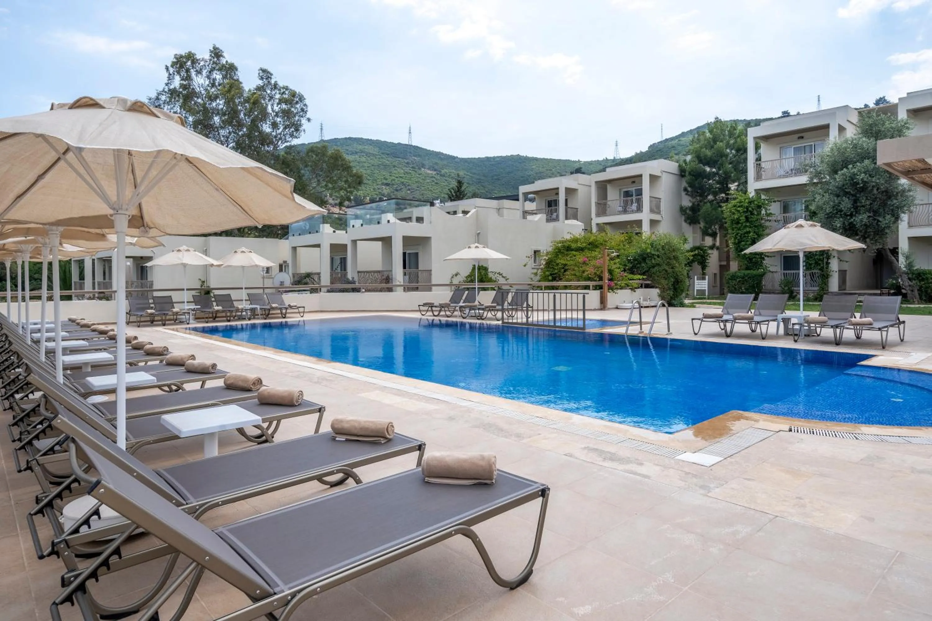 Swimming pool in Trendlife Hotels Torba
