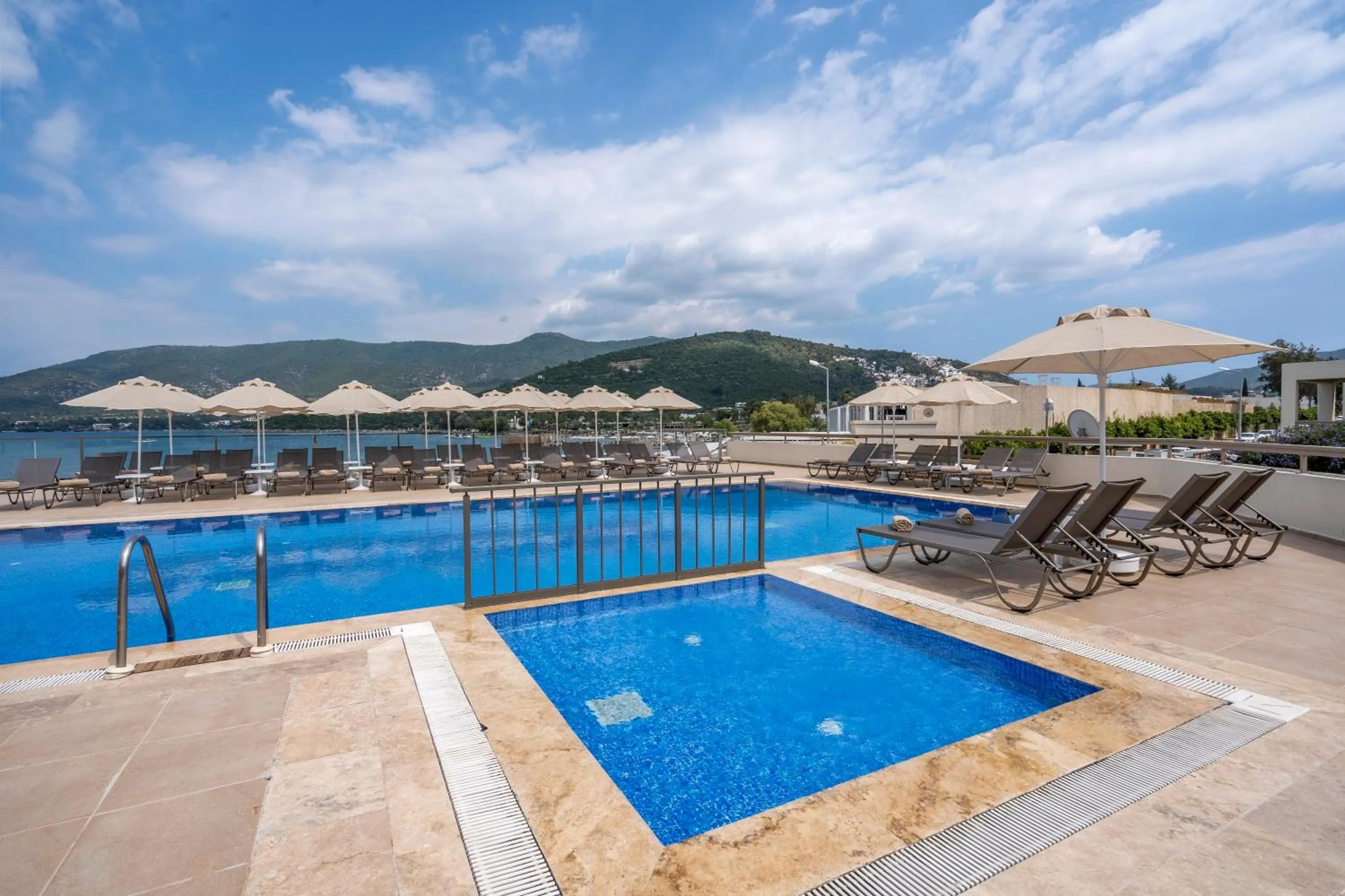 Swimming pool in Trendlife Hotels Torba