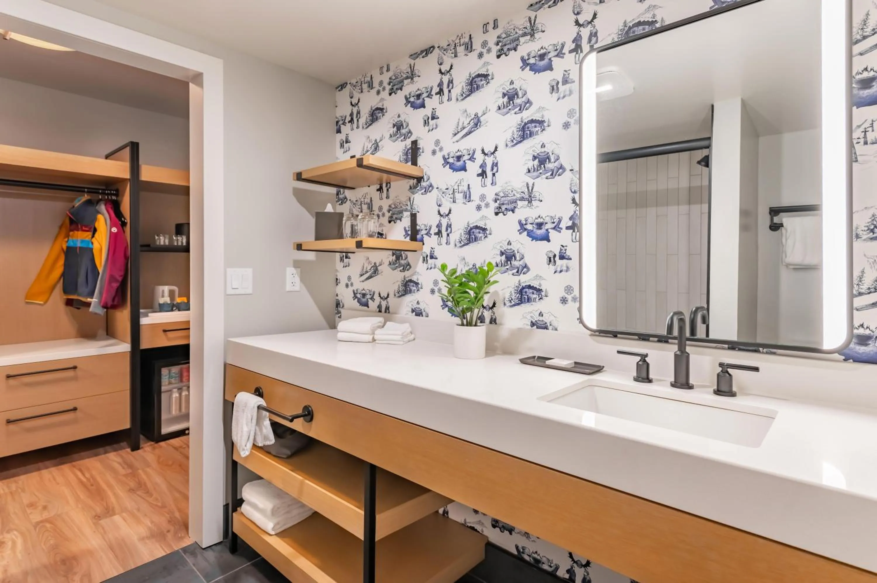 Shower in The Incline Lodge