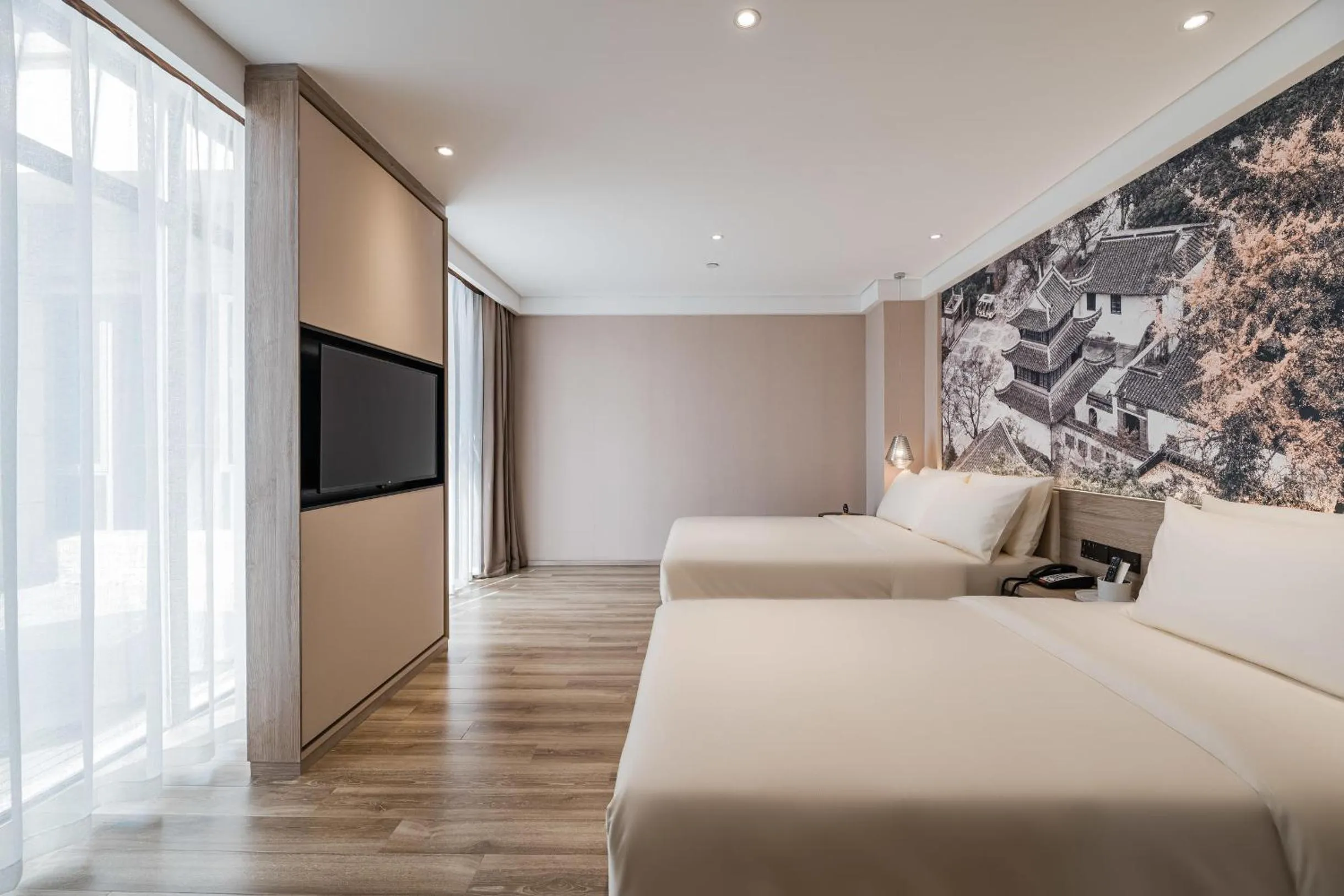 Bed in Atour Hotel Zhenjiang Xijindu Jinshan Temple