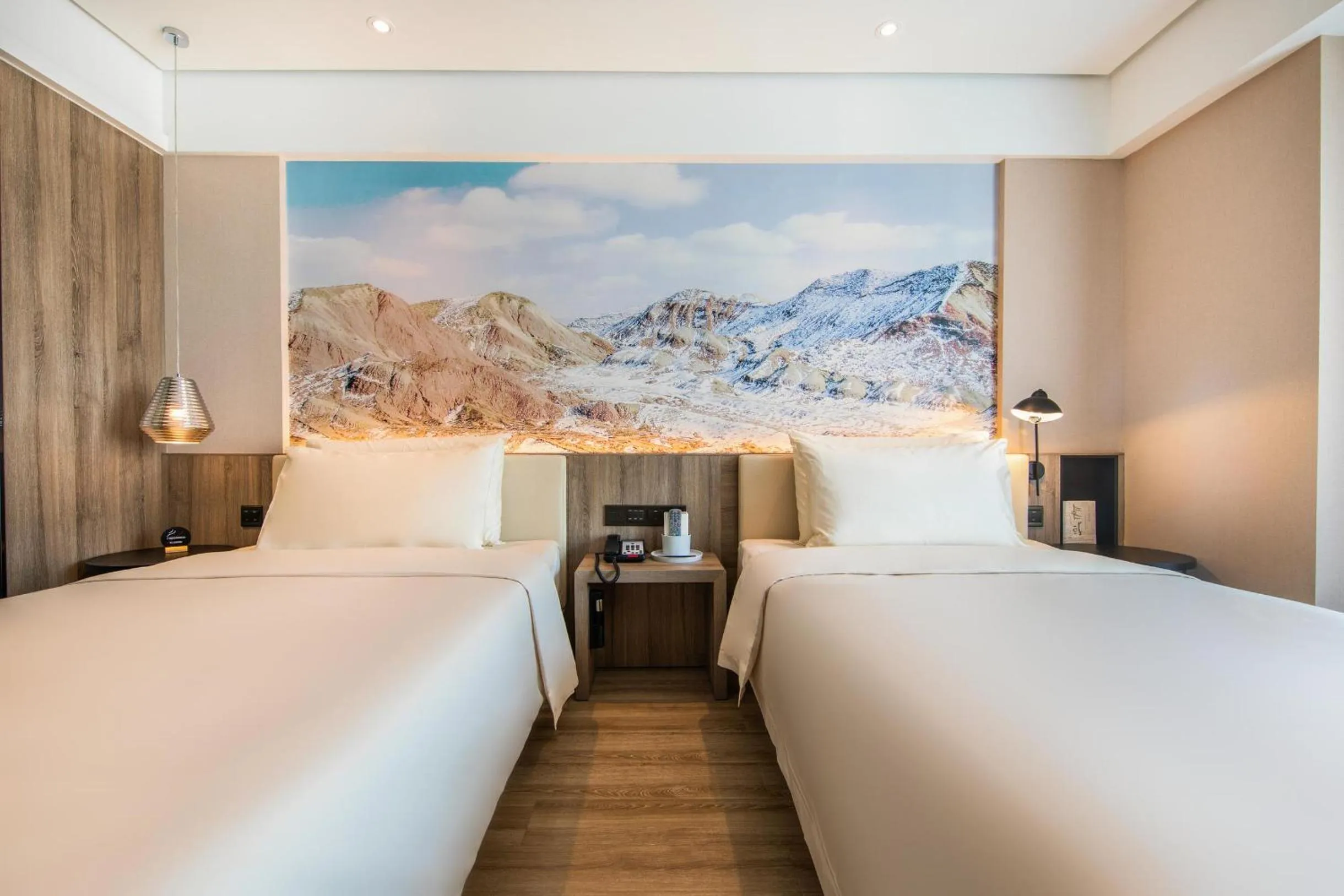 Bed in Atour Hotel Lanzhou Anning Zhonghai Plaza