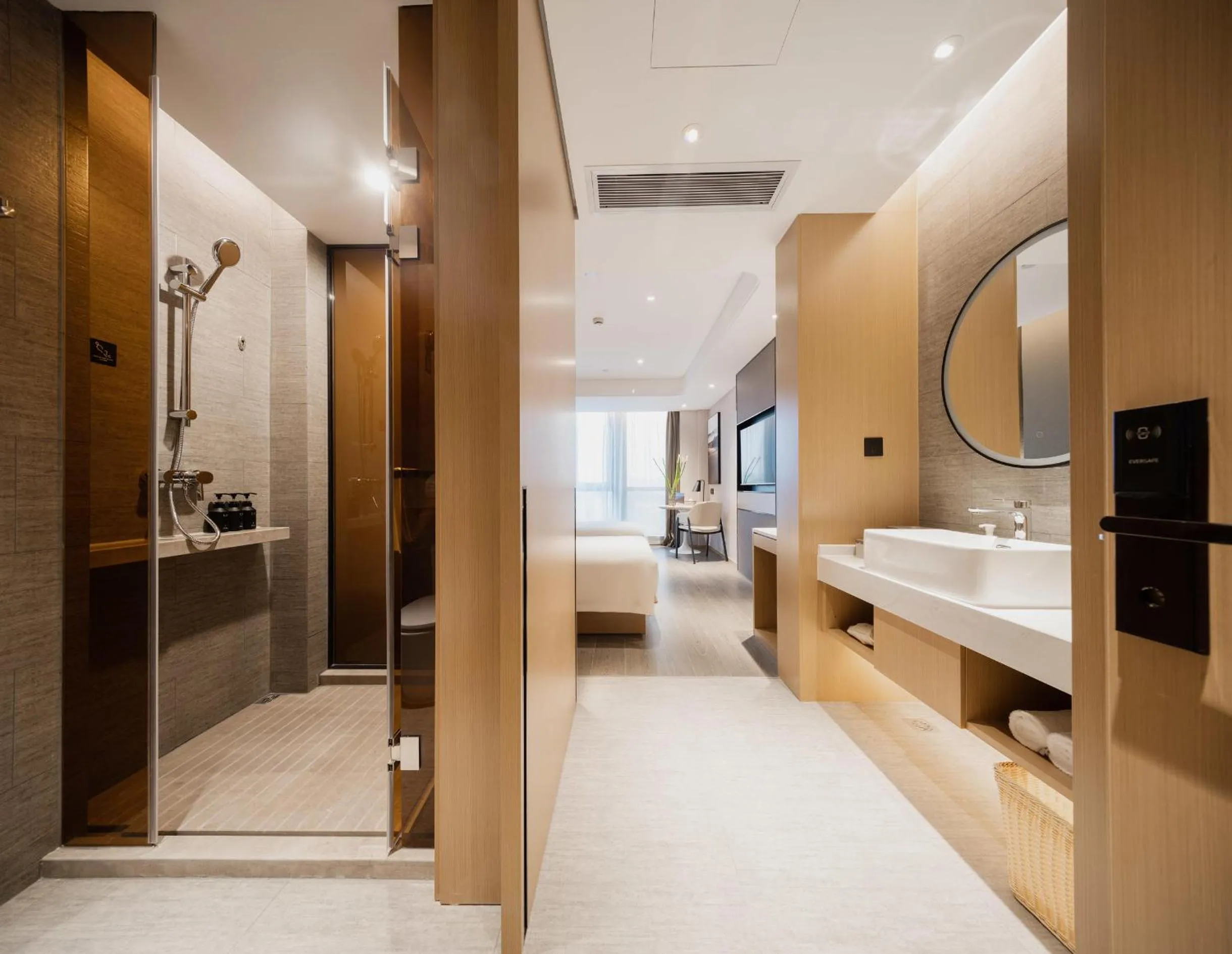 Bed in Atour Hotel Shanghai Pujiang