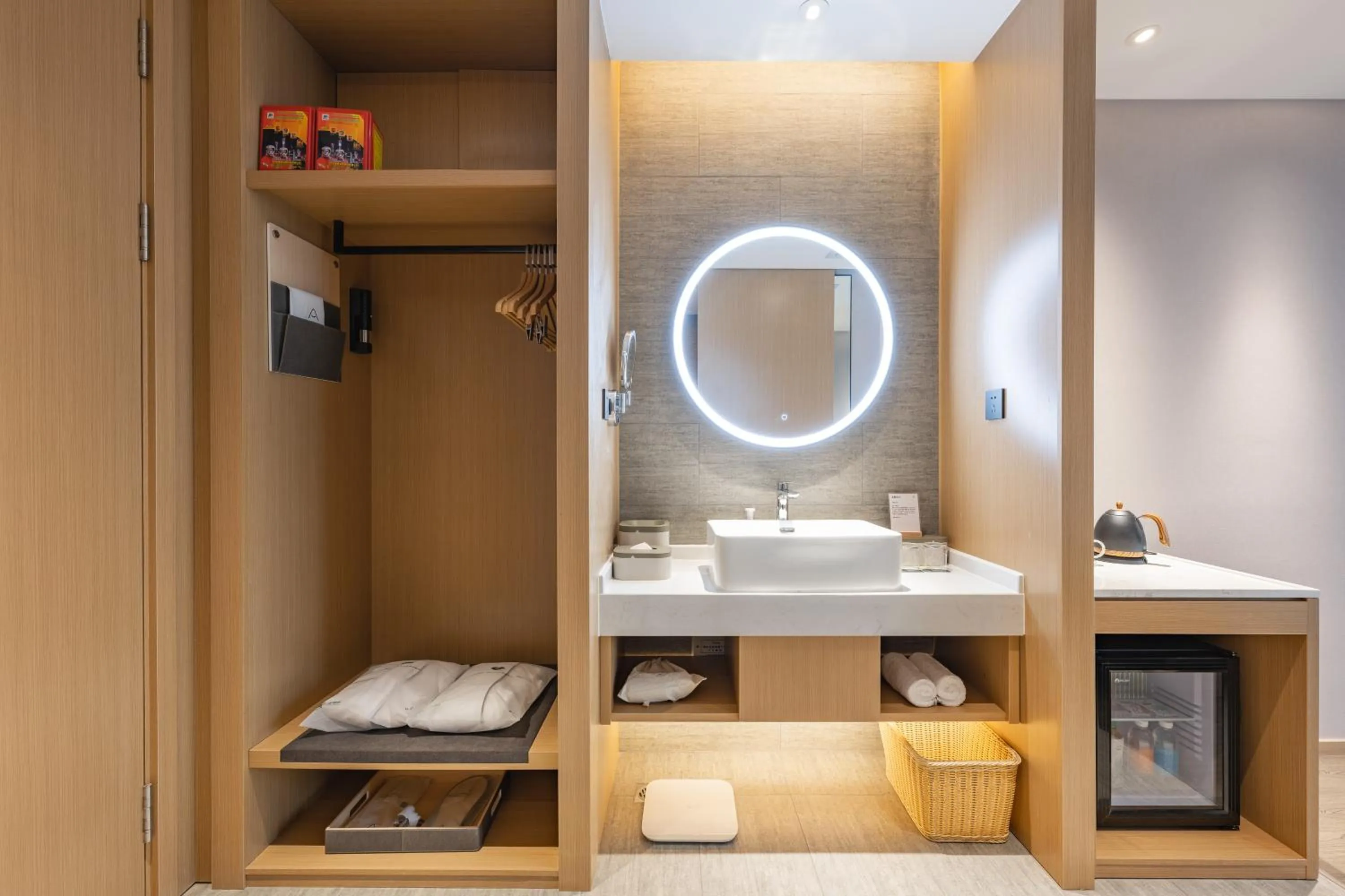 Bathroom in Atour Hotel Shanghai Pujiang