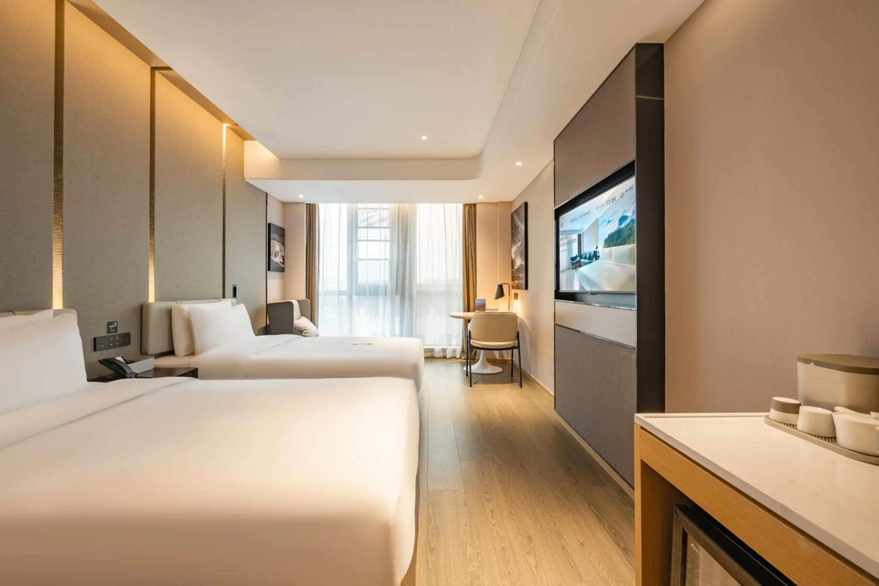 TV and multimedia, Bed in Atour Hotel Shanghai Pujiang