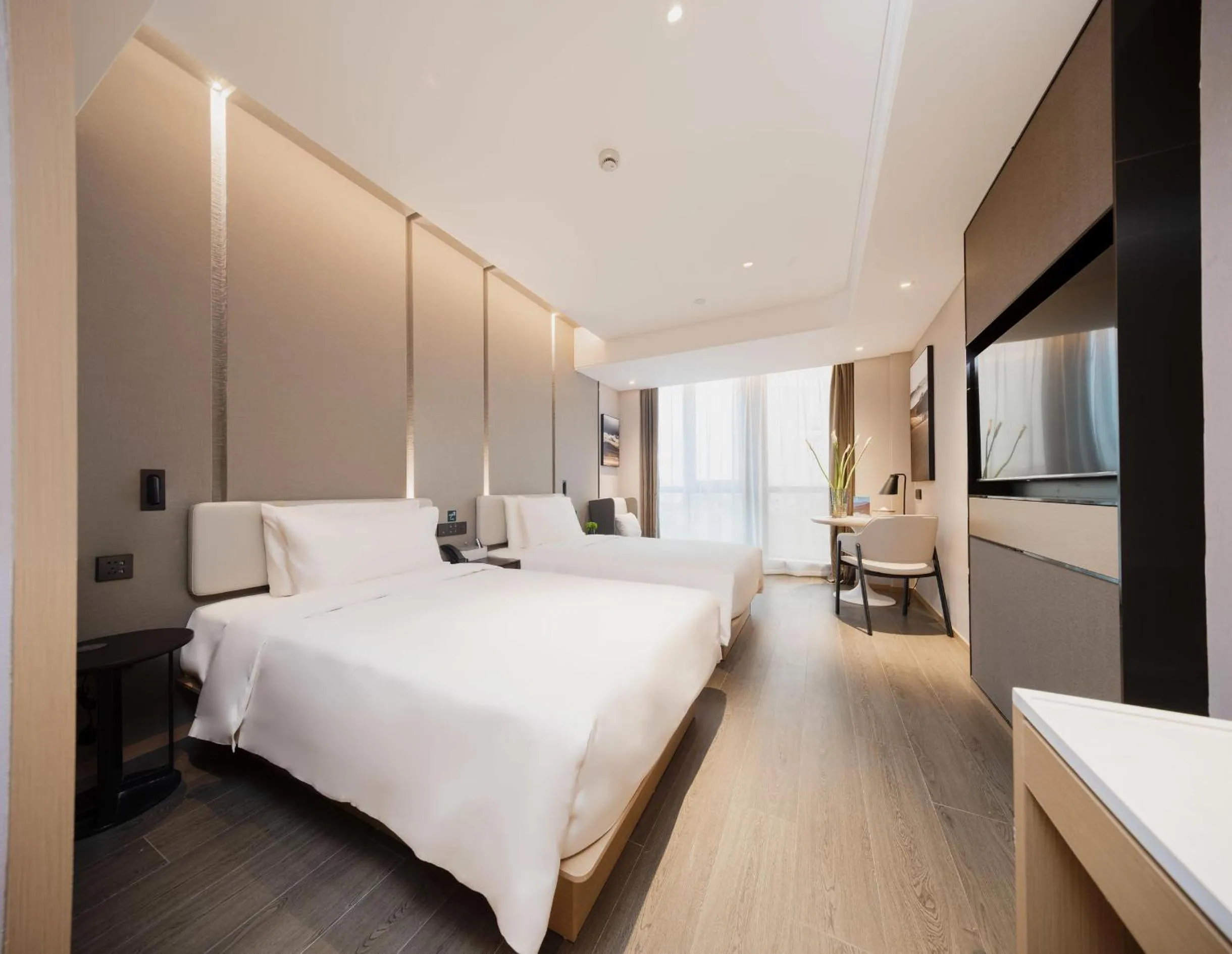 Bed in Atour Hotel Shanghai Pujiang