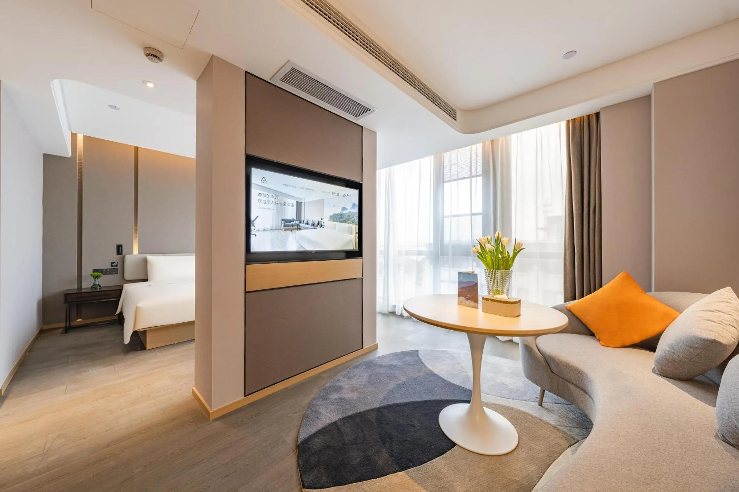 Bed in Atour Hotel Shanghai Pujiang